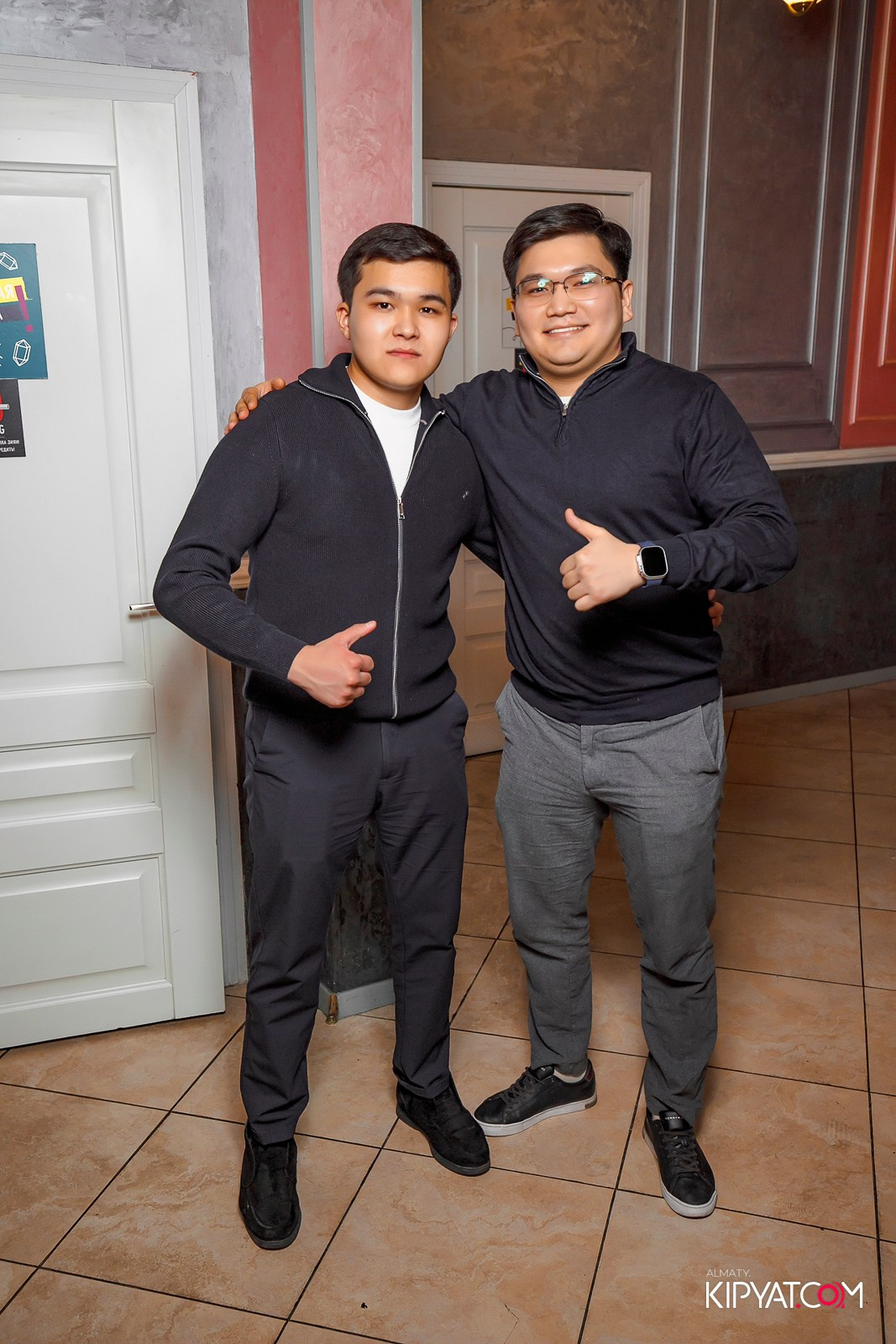 УХО И МЕДВЕДЬ НА КУРМАНГАЗЫ. КИПЯТКОМ АЛМАТЫ! Фотосъемка мероприятий в Алматы