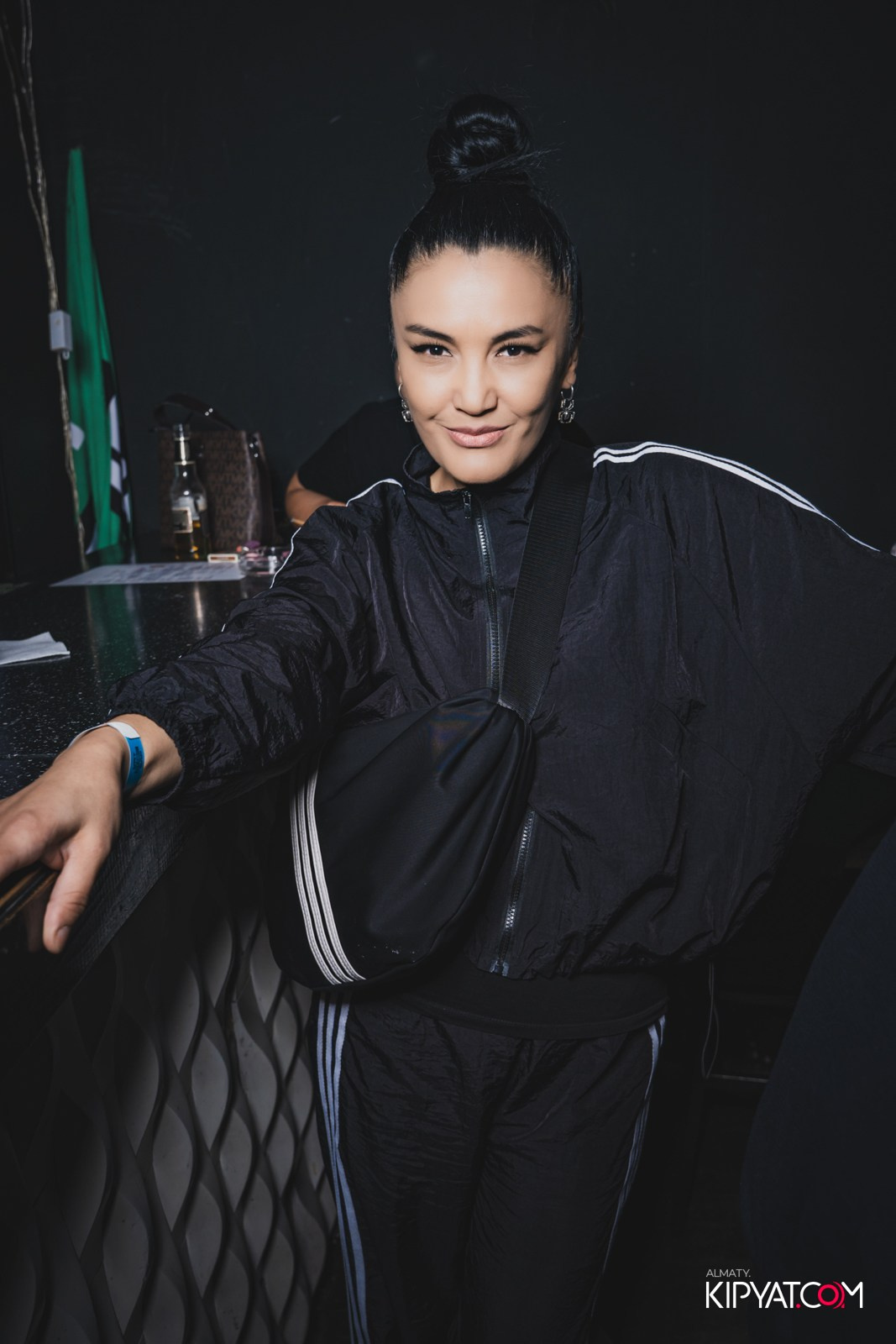 UYAT EMES BAR. КИПЯТКОМ АЛМАТЫ!