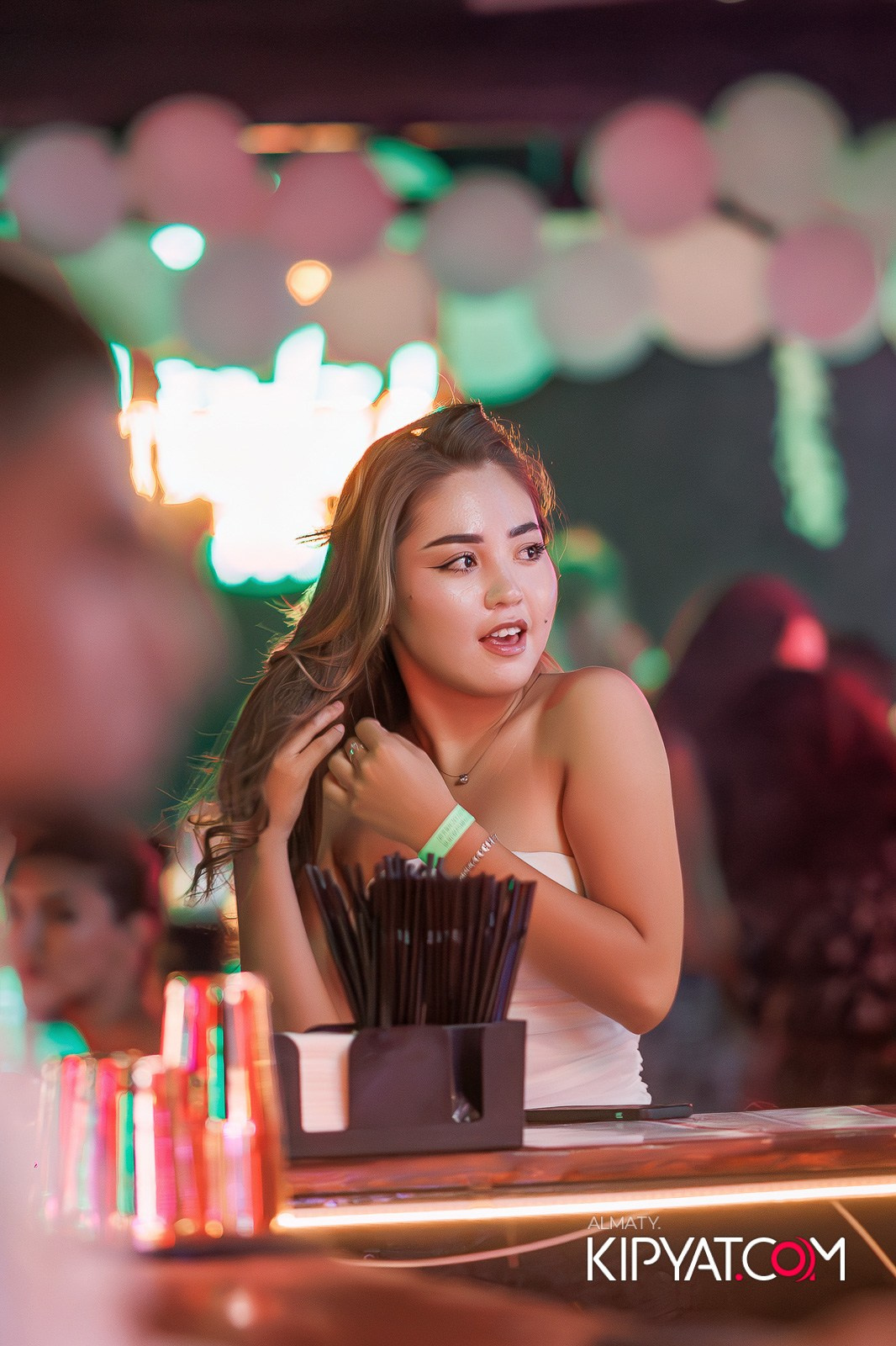 SKY BAR. КИПЯТКОМ АЛМАТЫ!