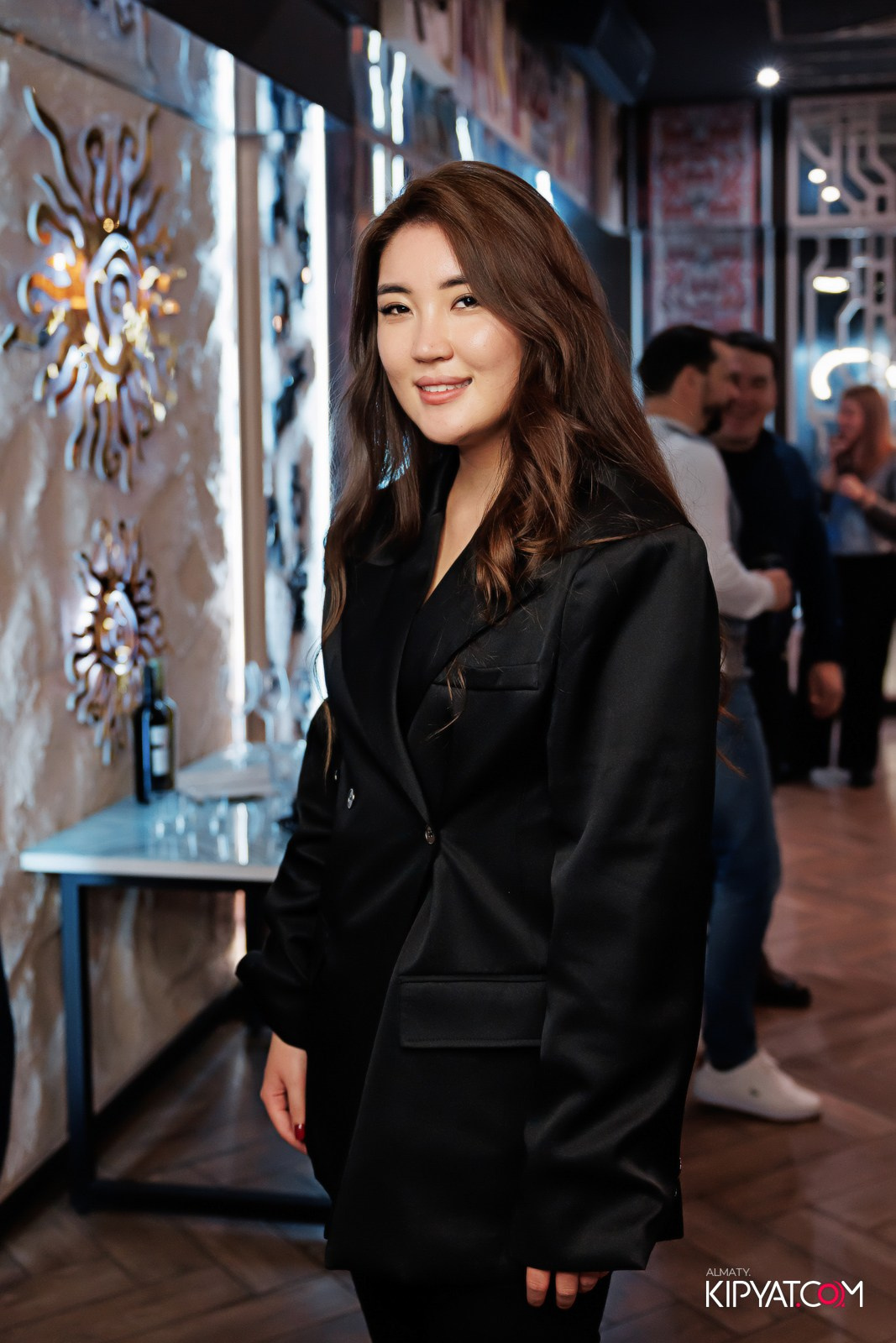 ЗАЯ, НА БИС. КИПЯТКОМ АЛМАТЫ!