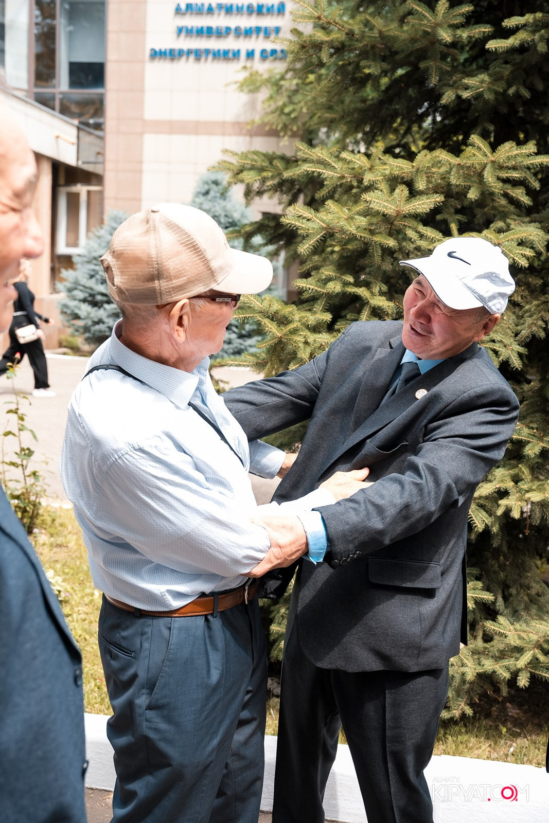 50 ЛЕТ — АЛМАТИНСКИЙ УНИВЕРСИТЕТ ЭНЕРГЕТИКИ И СВЯЗИ. КИПЯТКОМ АЛМАТЫ!