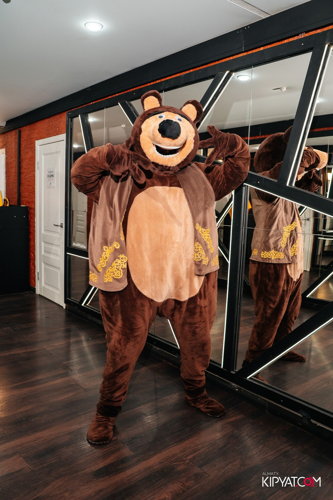 УХО И МЕДВЕДЬ НА САИНА. КИПЯТКОМ АЛМАТЫ!