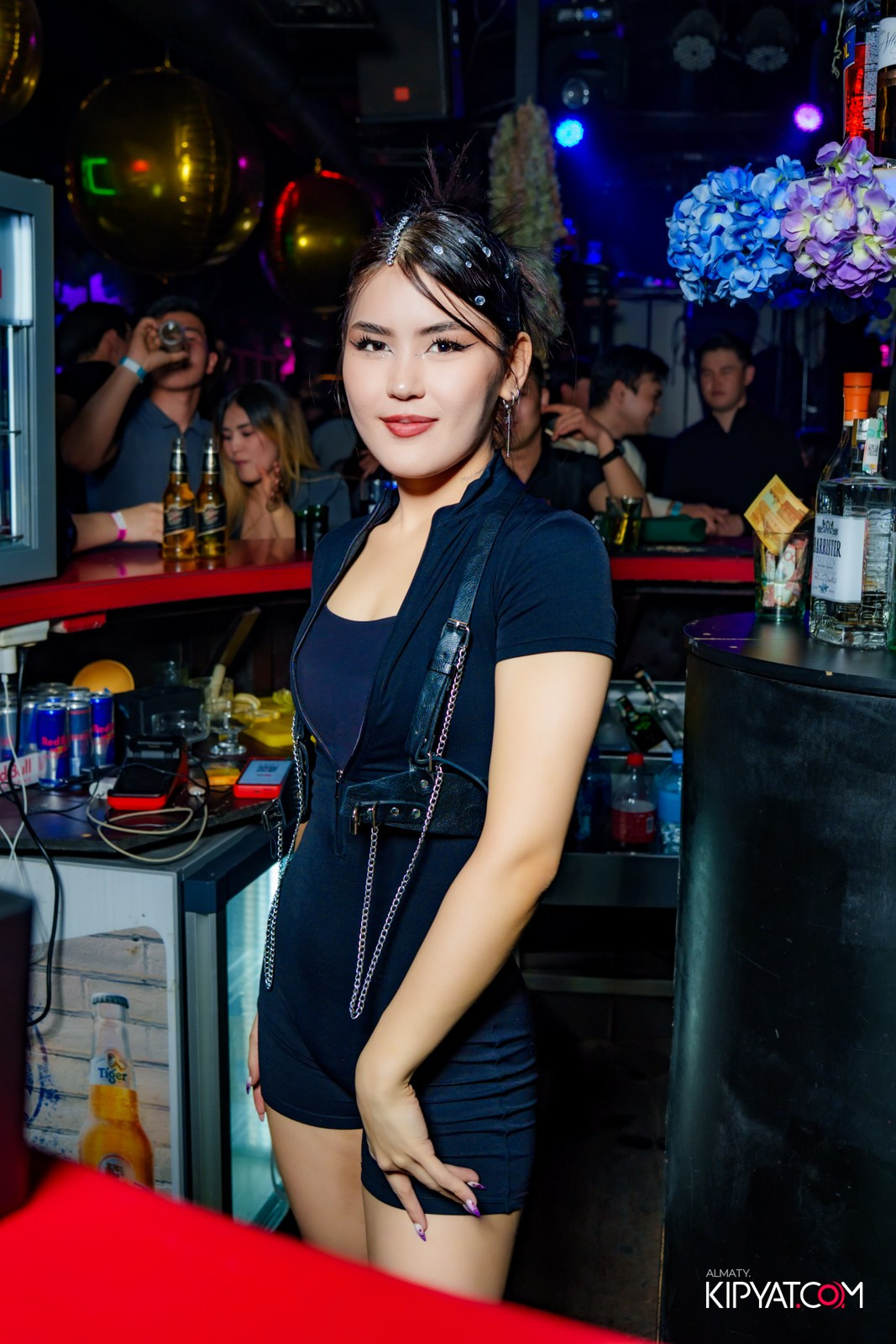 UYAT EMES BAR. КИПЯТКОМ АЛМАТЫ!