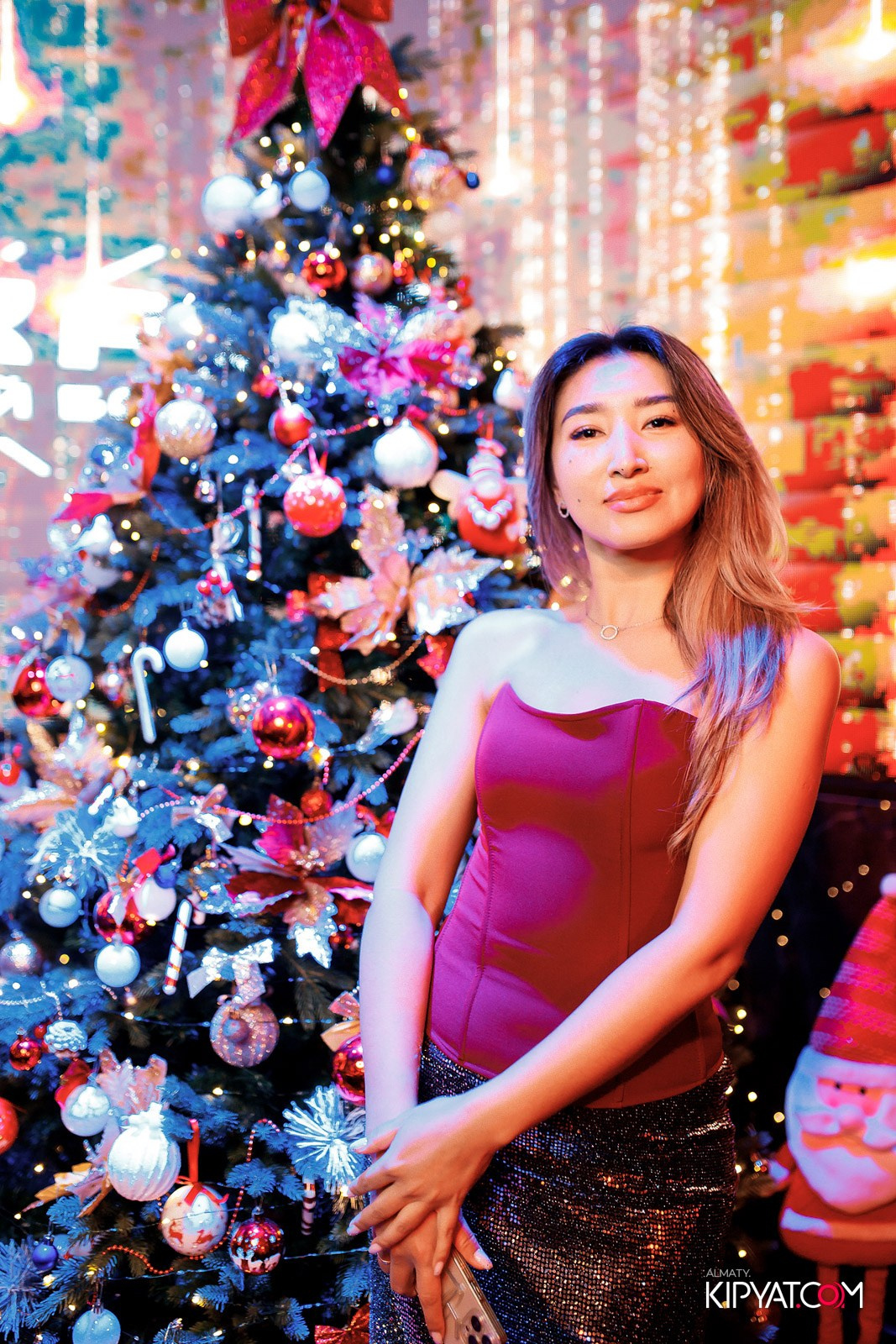 БАР ПАНАЕХАЛИ НА ТОЛЕ БИ. КИПЯТКОМ АЛМАТЫ!