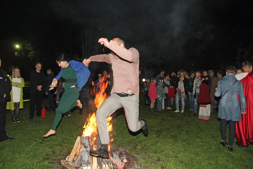 Репортажное фото («Иван Купала»). Свадебный видеограф во Владимире и Владимирской области Андрей Казённо