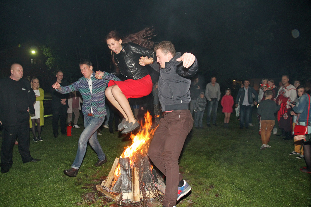 Репортажное фото («Иван Купала»). Свадебный видеограф во Владимире и Владимирской области Андрей Казённо