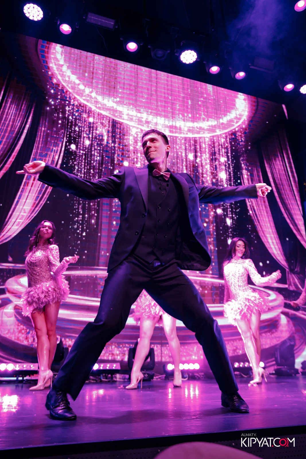 QUEEN ALMATY. КИПЯТКОМ АЛМАТЫ! Фотосъемка мероприятий в Алматы
