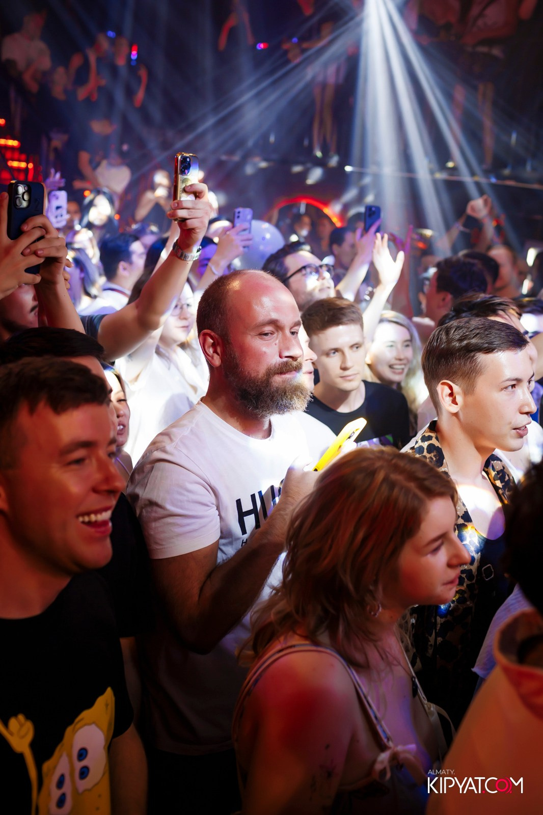 НОЧНОЙ КЛУБ ICON. КИПЯТКОМ АЛМАТЫ!