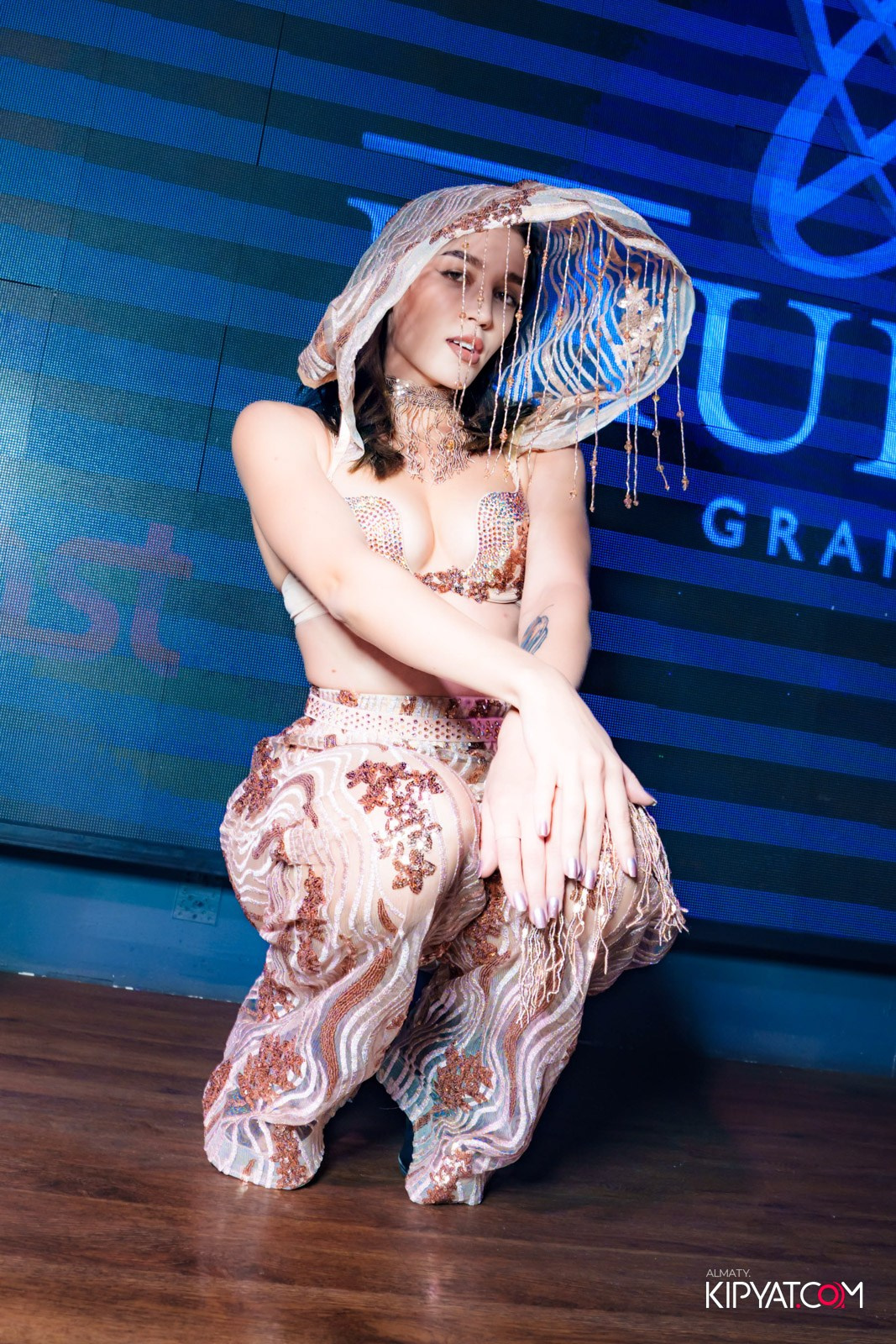 LAUREATE KARAOKE HALL. КИПЯТКОМ АЛМАТЫ!