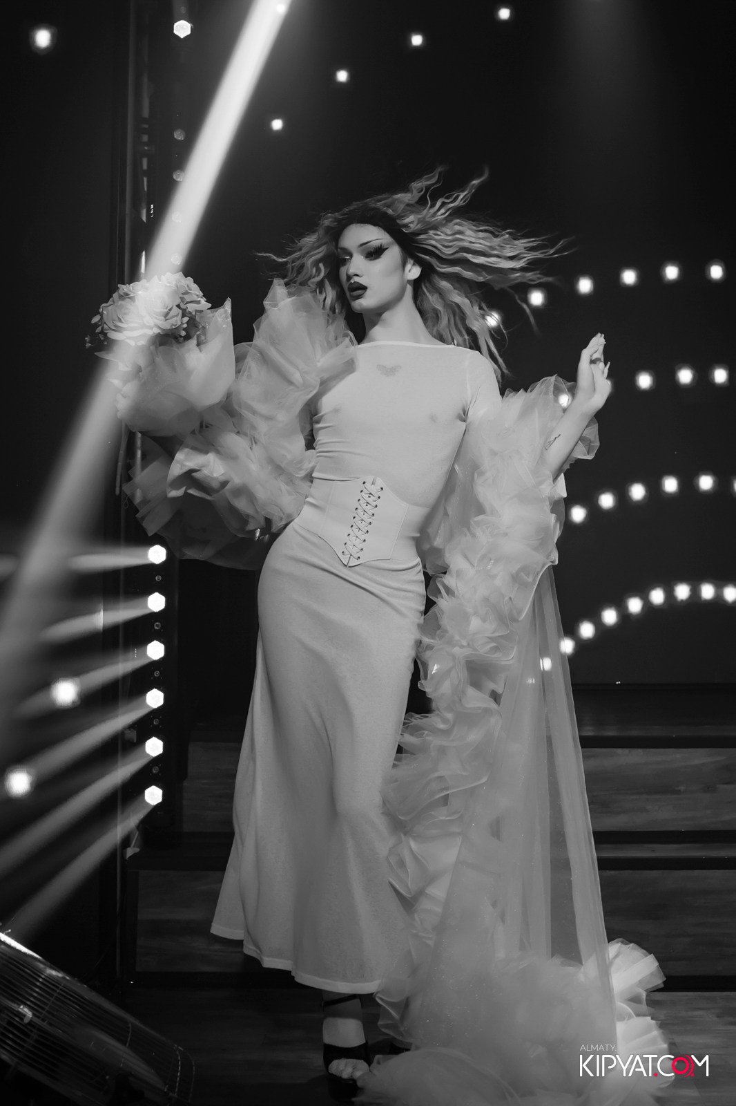 НОЧНОЙ КЛУБ ICON. КИПЯТКОМ АЛМАТЫ!