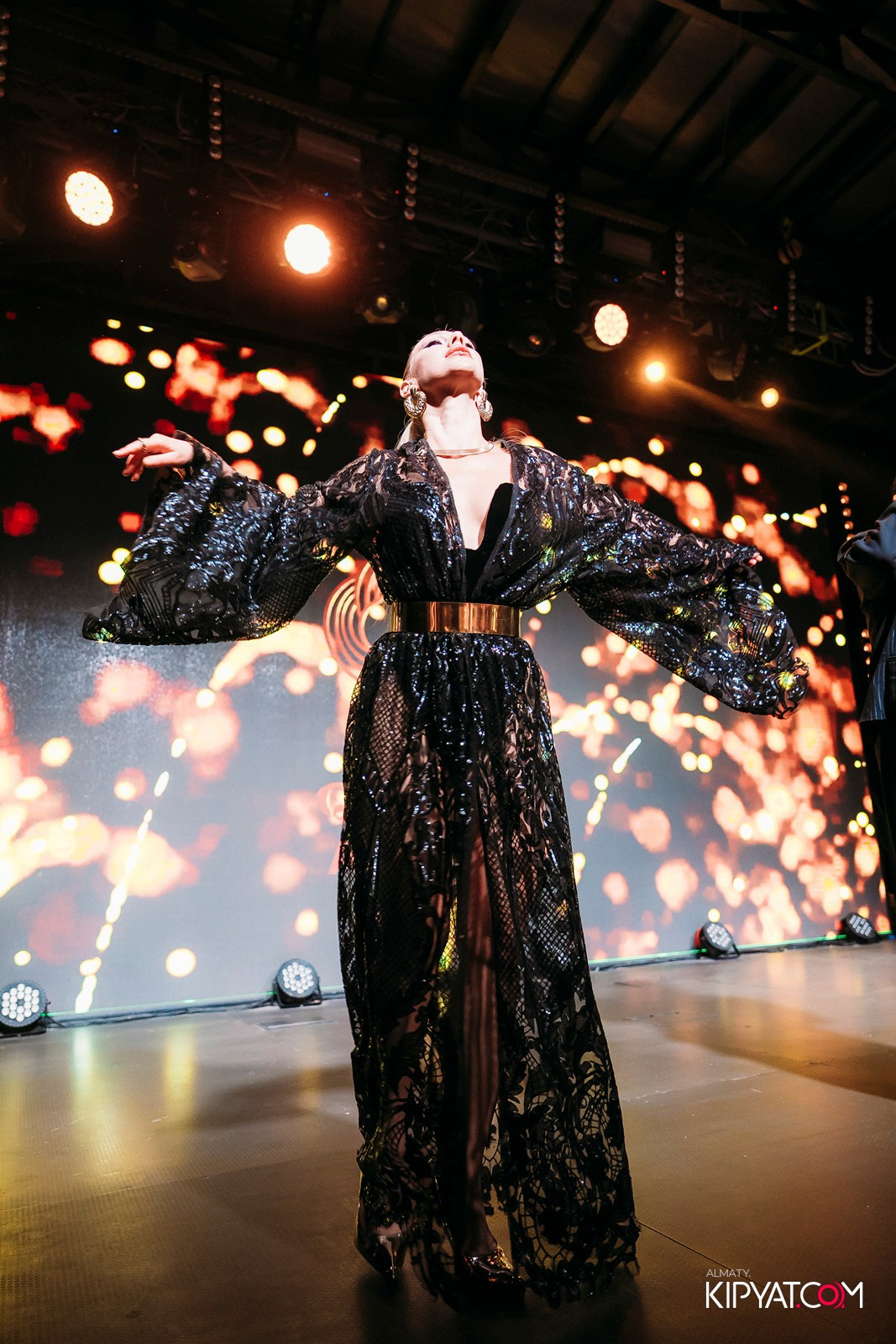 QUEEN. КИПЯТКОМ АЛМАТЫ!