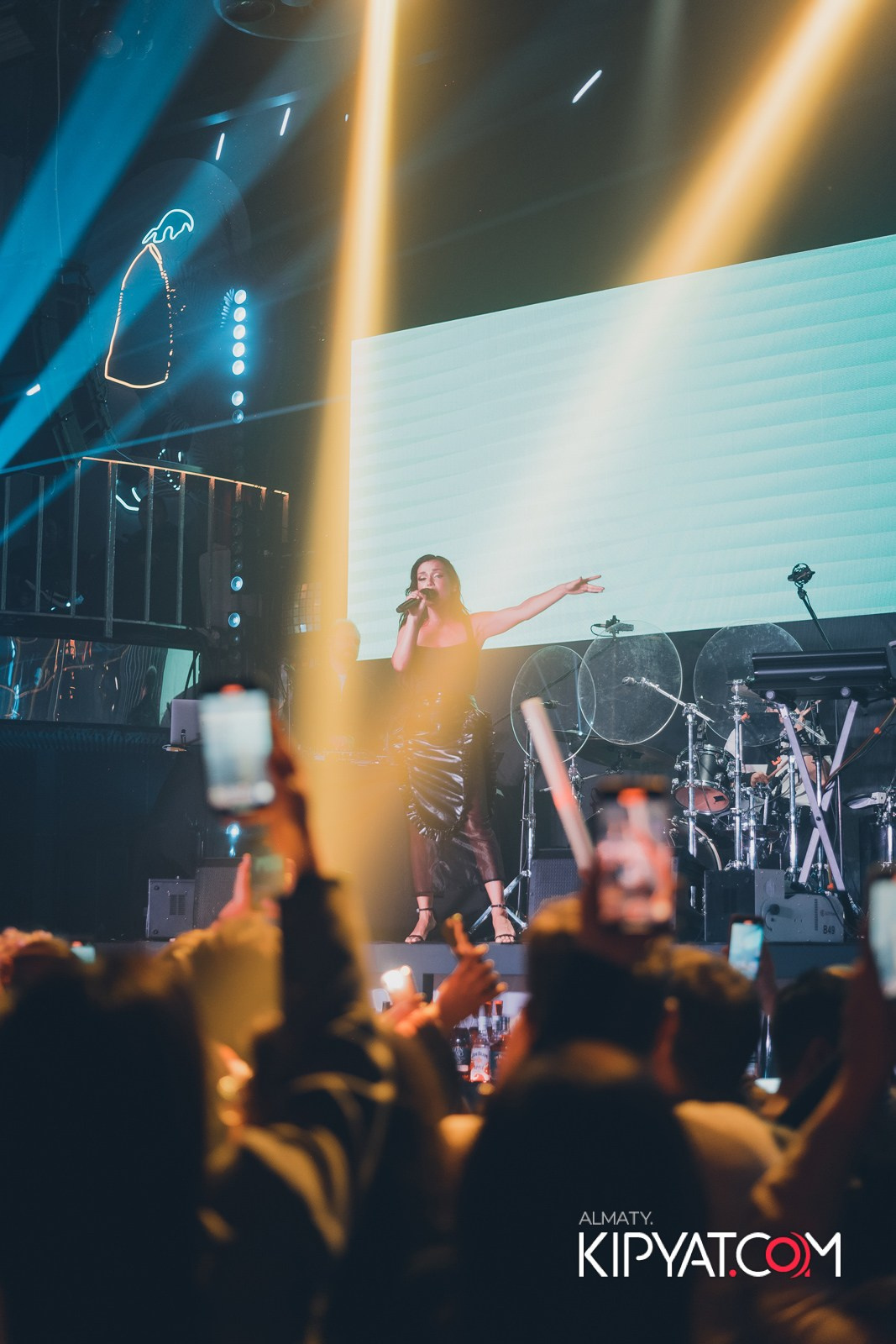 SANTA BARBARA — ВЫСТУПЛЕНИЕ ОЛЬГИ СЕРЯБКИНОЙ. КИПЯТКОМ АЛМАТЫ!