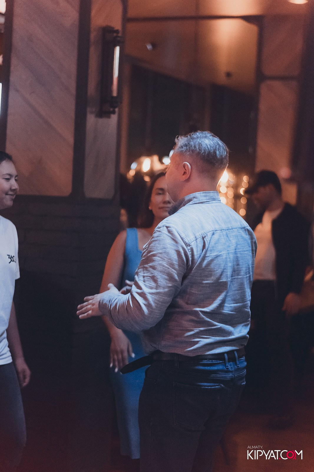 ПИНТА НА АЛТЫНСАРИНА. КИПЯТКОМ АЛМАТЫ! Фотосъемка мероприятий в Алматы