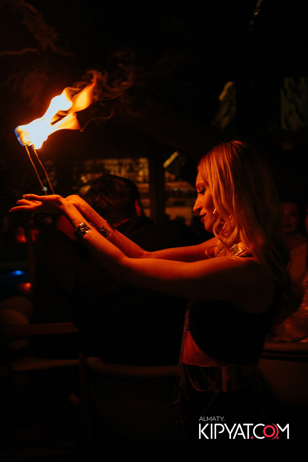 EDEN BAR & RESTAURANT. КИПЯТКОМ АЛМАТЫ!