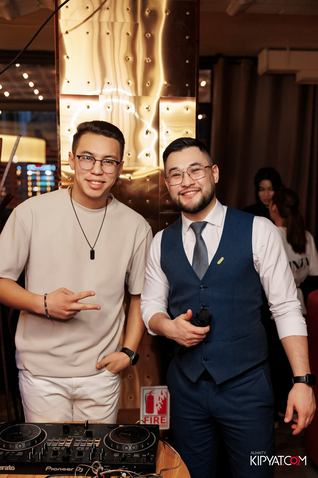 ПИНТА НА СЕЙФУЛЛИНА. КИПЯТКОМ АЛМАТЫ! Фотосъемка мероприятий в Алматы