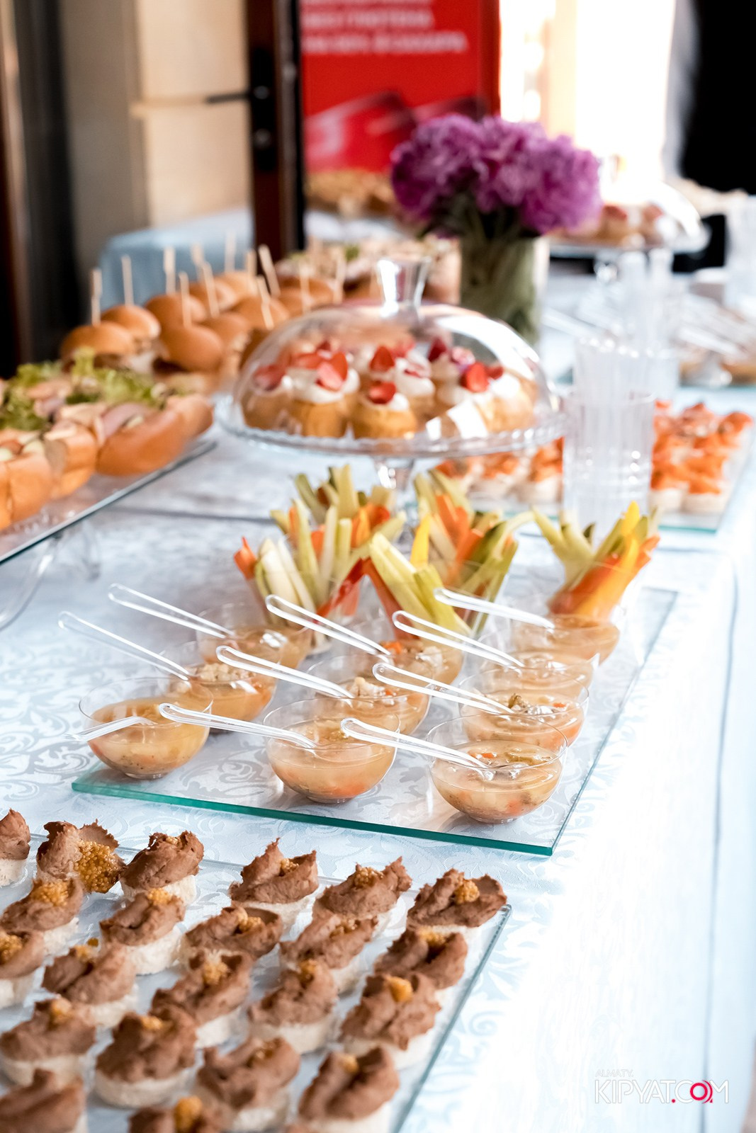 NEW YORK FILM ACADEMY. КИПЯТКОМ АЛМАТЫ!