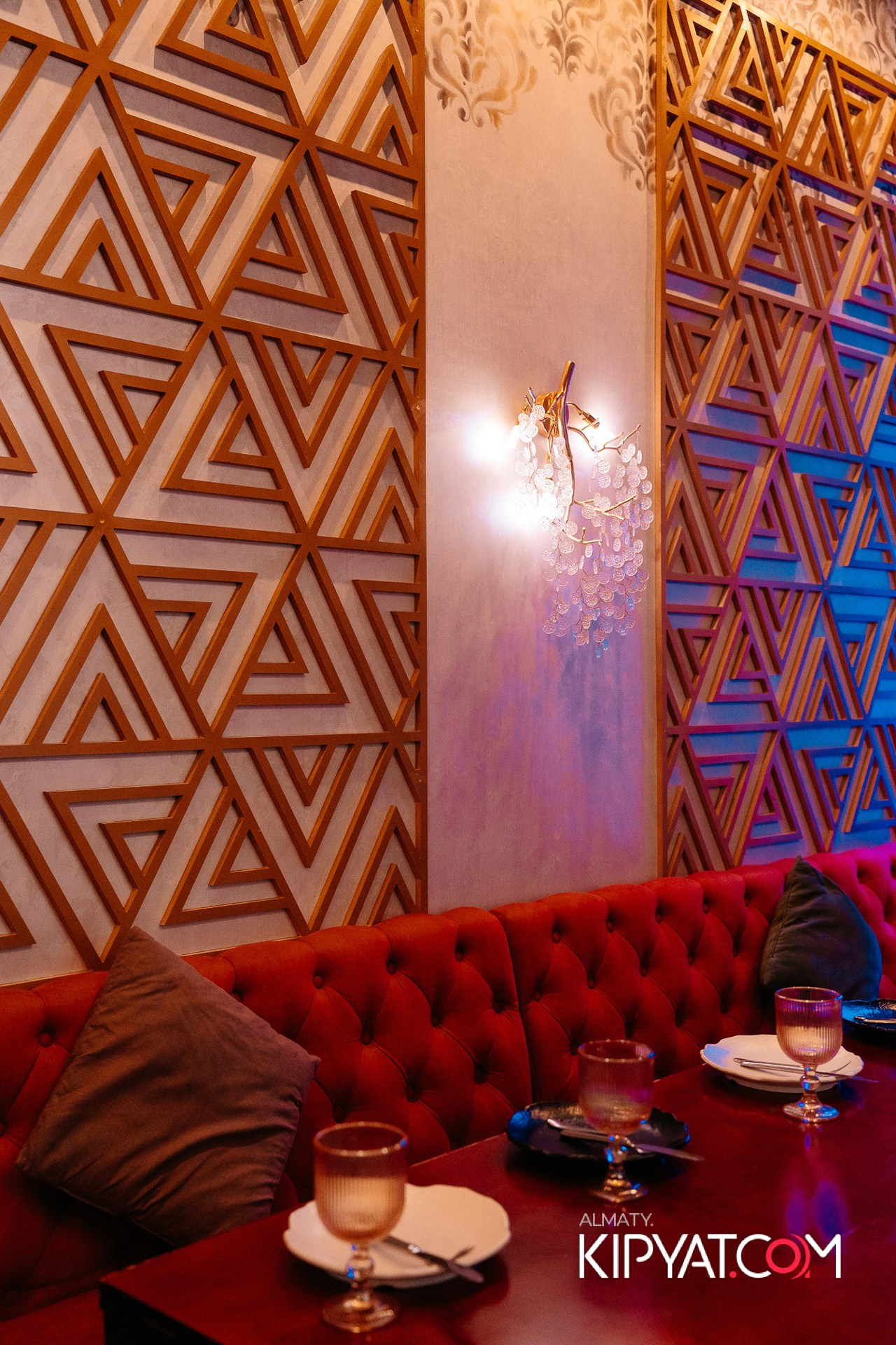 ДОРОГАЯ, Я НА ПИЛ. КИПЯТКОМ АЛМАТЫ!