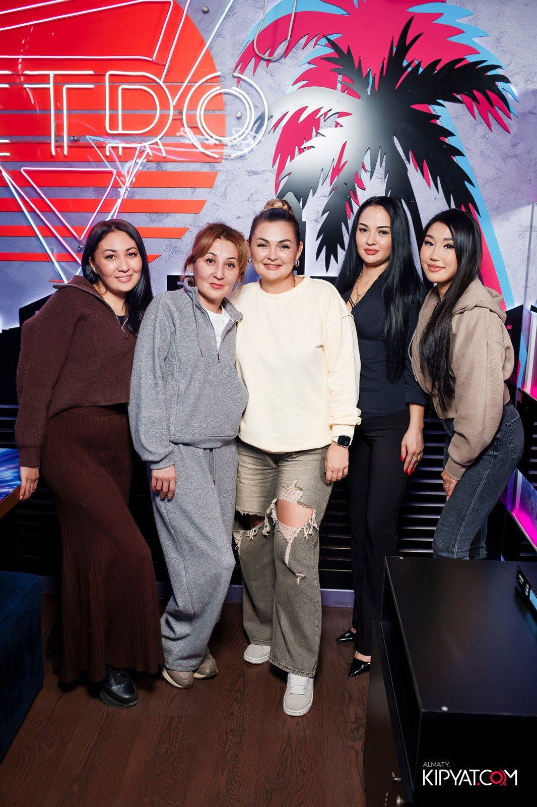 УХО И МЕДВЕДЬ НА ГАГАРИНА. КИПЯТКОМ АЛМАТЫ! Фотосъемка мероприятий в Алматы