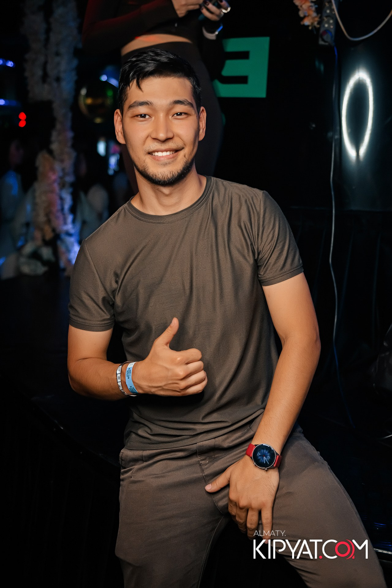 Uyat Emes Ваr. КИПЯТКОМ АЛМАТЫ!