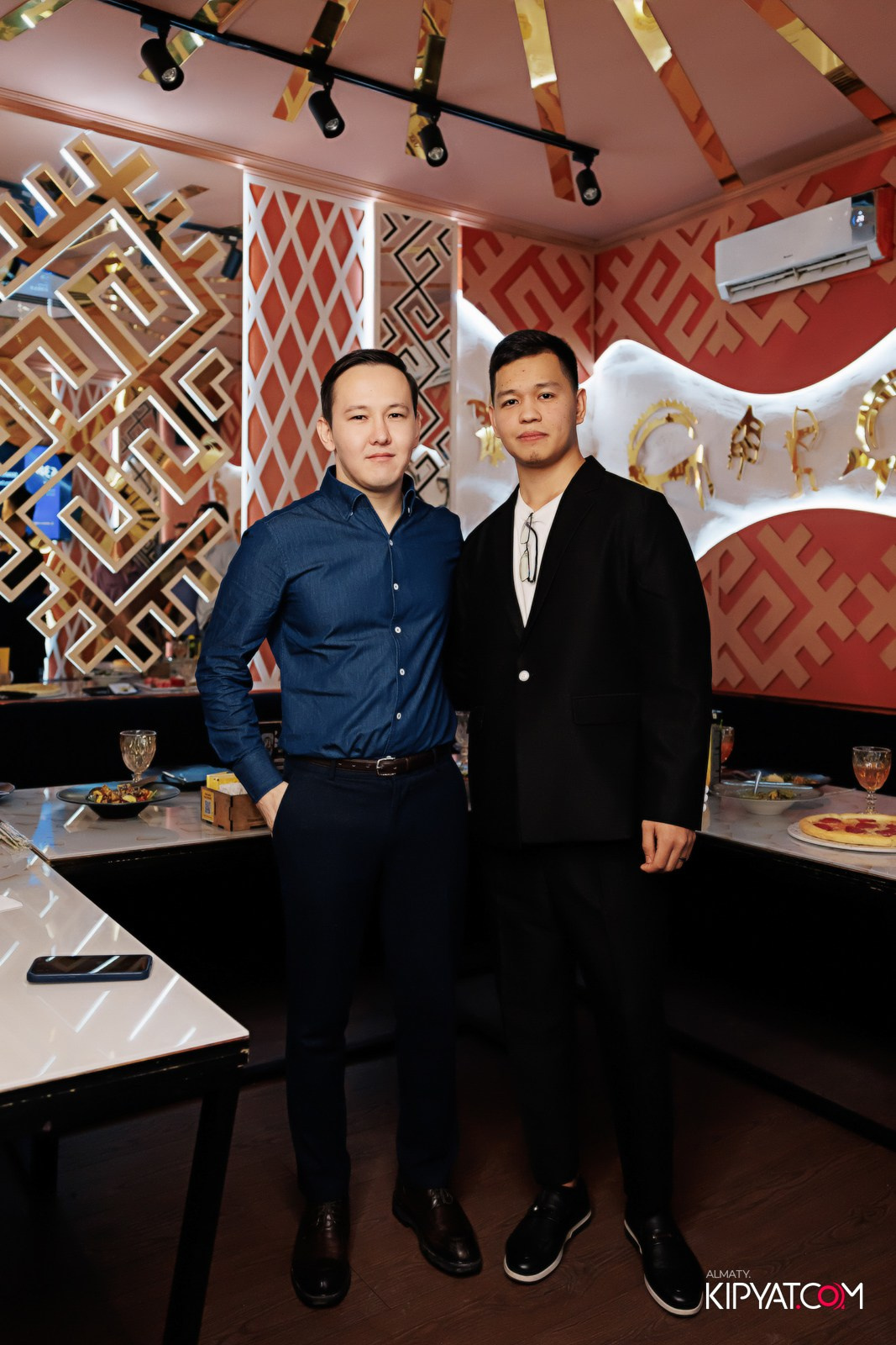 УХО И МЕДВЕДЬ НА ГАГАРИНА. КИПЯТКОМ АЛМАТЫ!