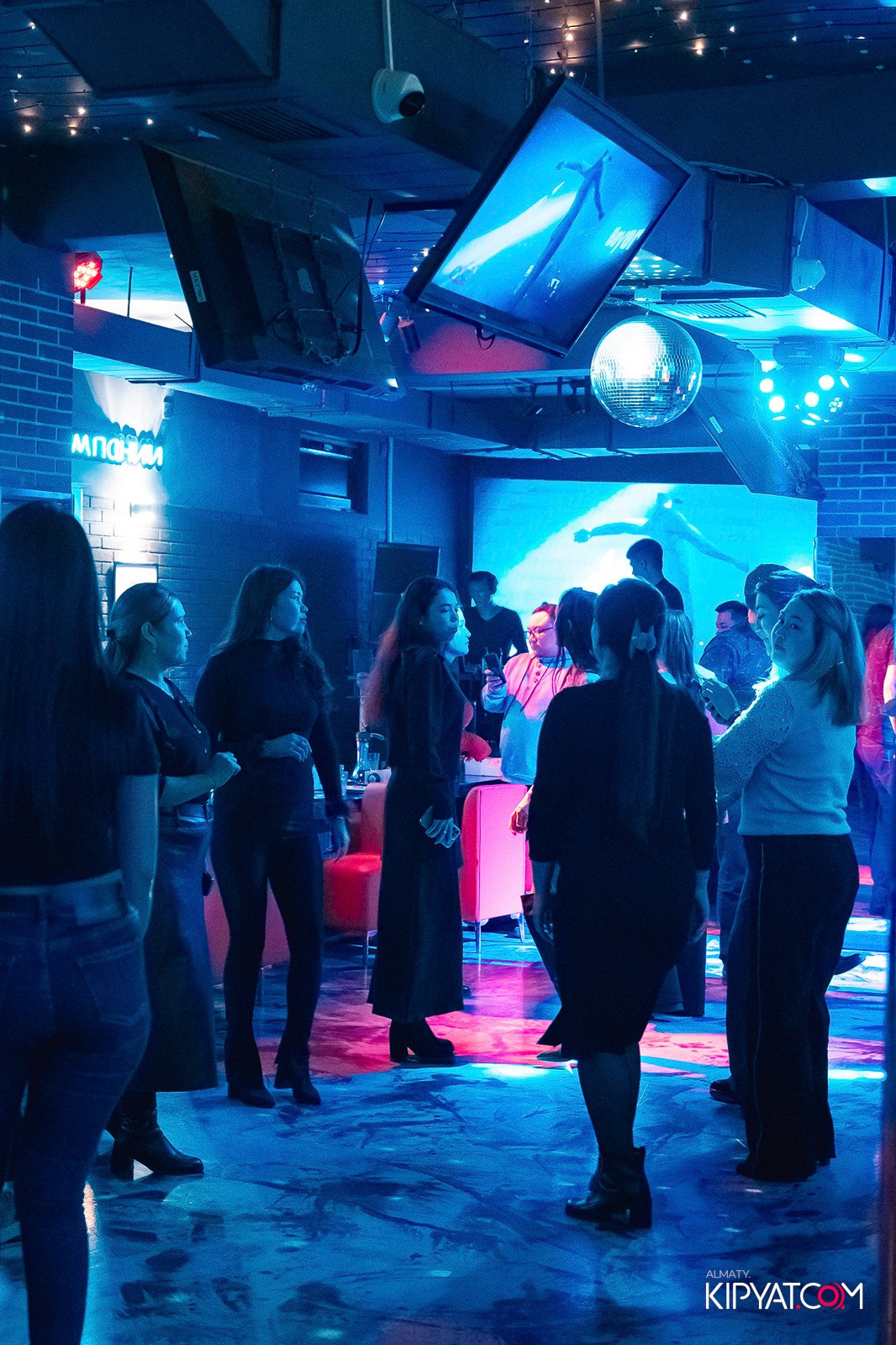 КАРАОКЕ DOREMI. КИПЯТКОМ АЛМАТЫ! Фотосъемка мероприятий в Алматы