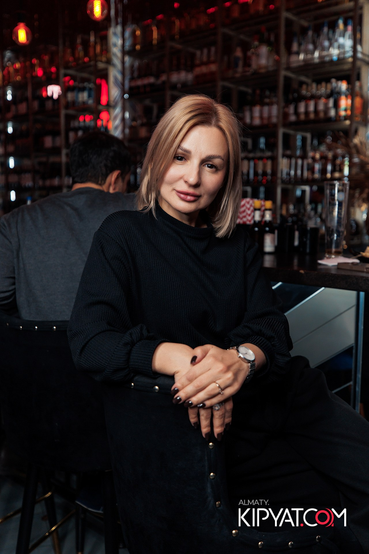 FRIENDS BAR & TERRACE. КИПЯТКОМ АЛМАТЫ!