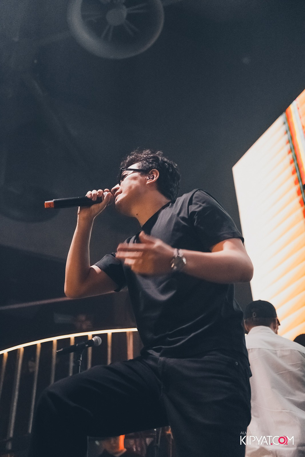 CLUB SHOW BY ИРИНА КАЙРАТОВНА В SANTA BARBARA CLUB. КИПЯТКОМ АЛМАТЫ!