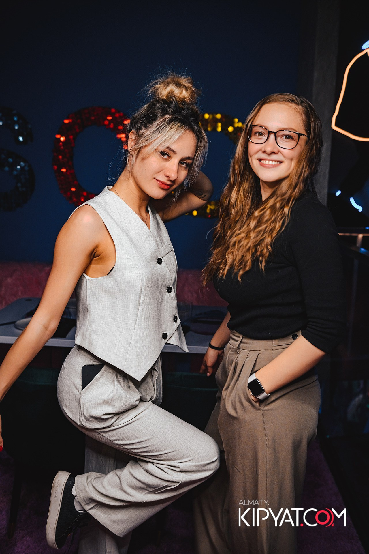 ВЫСТУПЛЕНИЕ ГРУППЫ ВИРУС SANTA BARBARA. КИПЯТКОМ АЛМАТЫ!