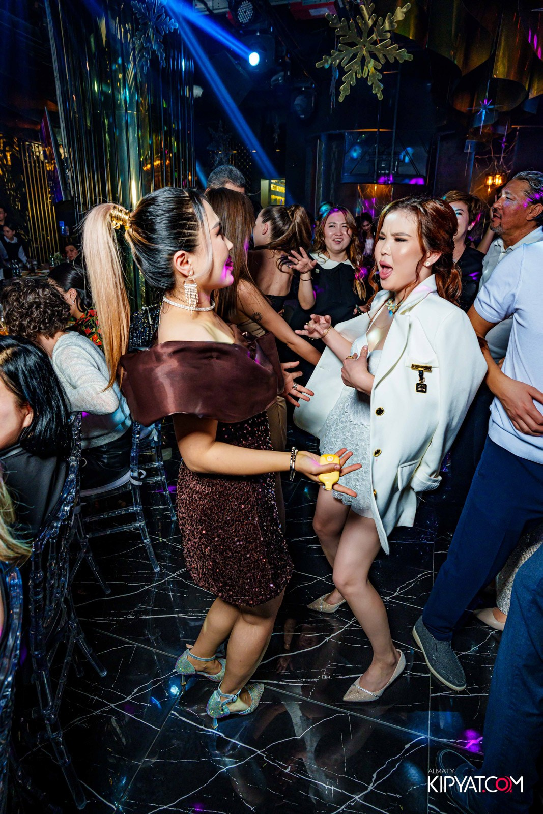 MOOD KARAOKE &TERRACE. КИПЯТКОМ АЛМАТЫ!