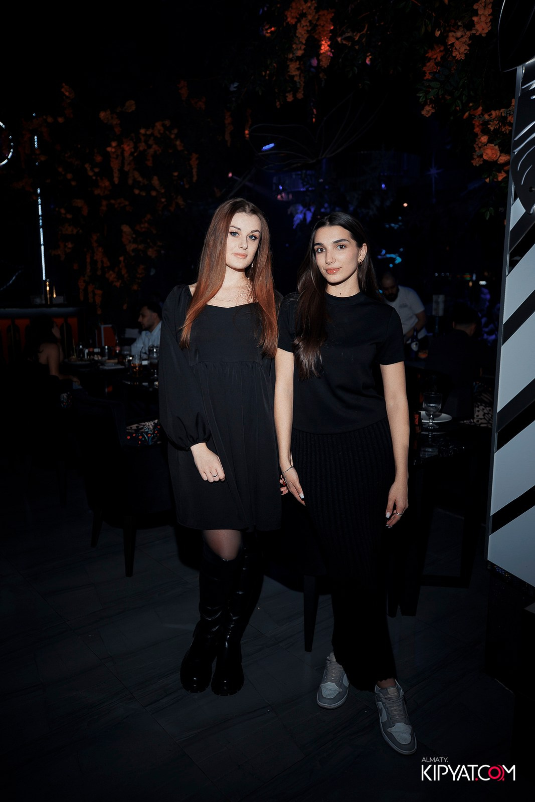 FRIENDS BAR & TERRACE. КИПЯТКОМ АЛМАТЫ! Фотосъемка мероприятий в Алматы