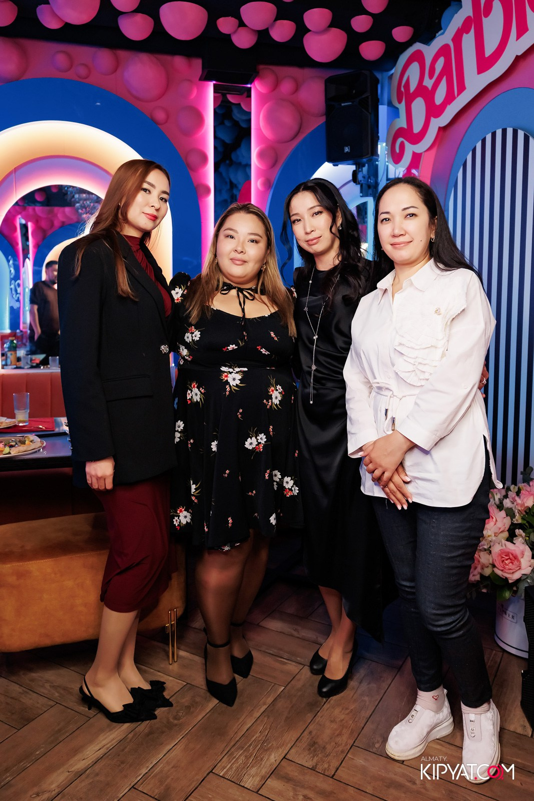 ЗАЯ, НА БИС. КИПЯТКОМ АЛМАТЫ!