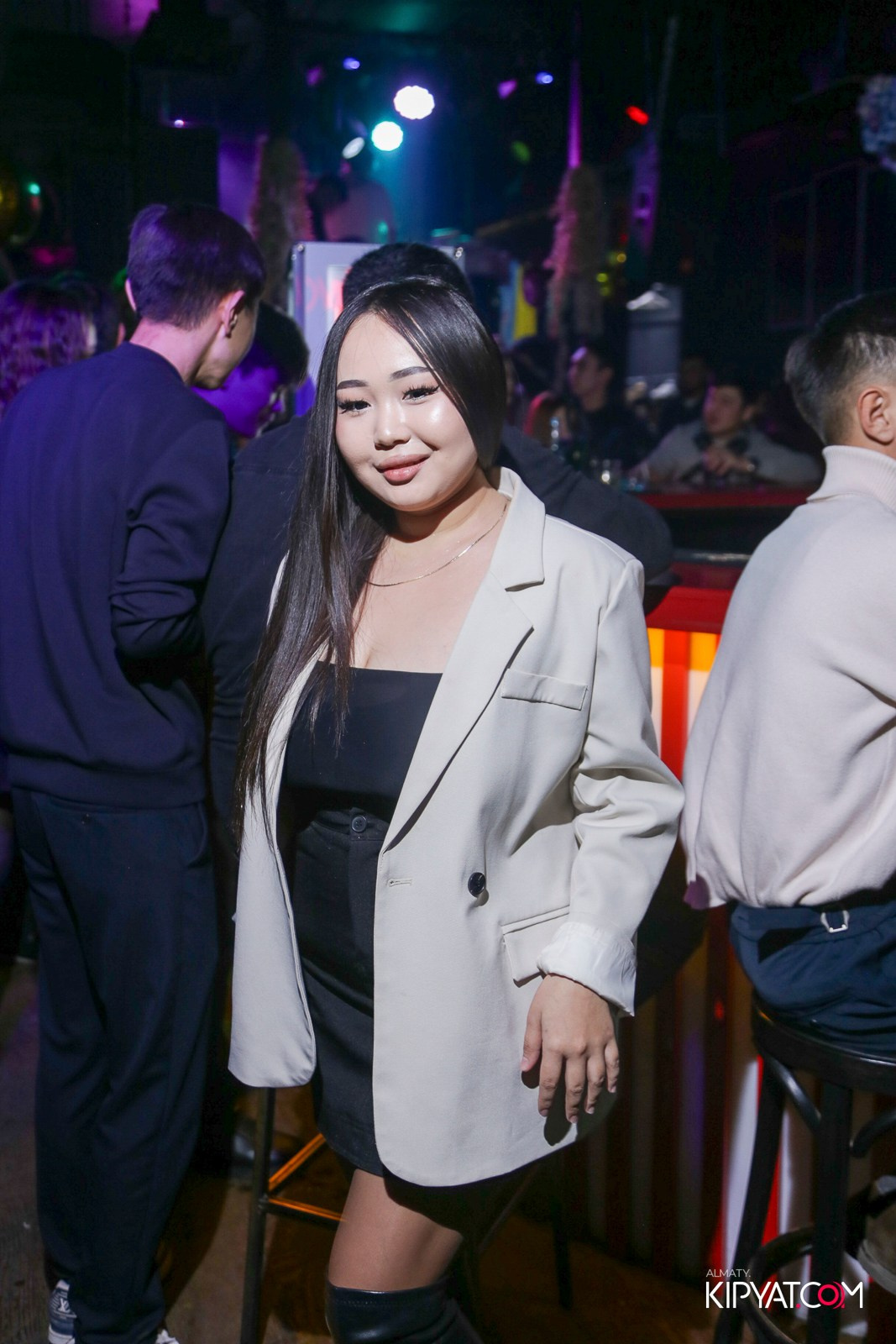 UYAT EMES BAR. КИПЯТКОМ АЛМАТЫ! Фотосъемка мероприятий в Алматы