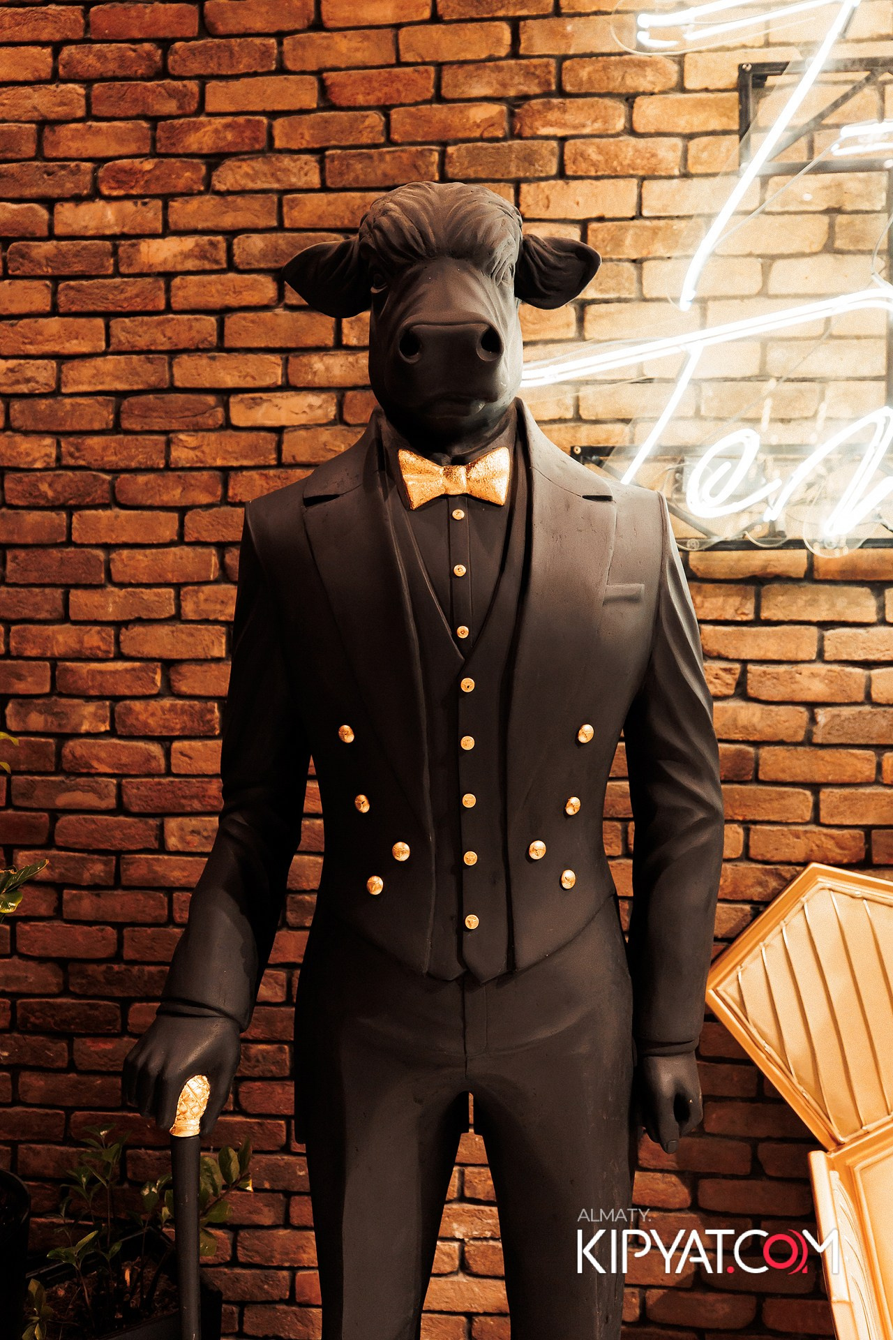 ZIYAFET MEAT HOUSE. КИПЯТКОМ АЛМАТЫ!