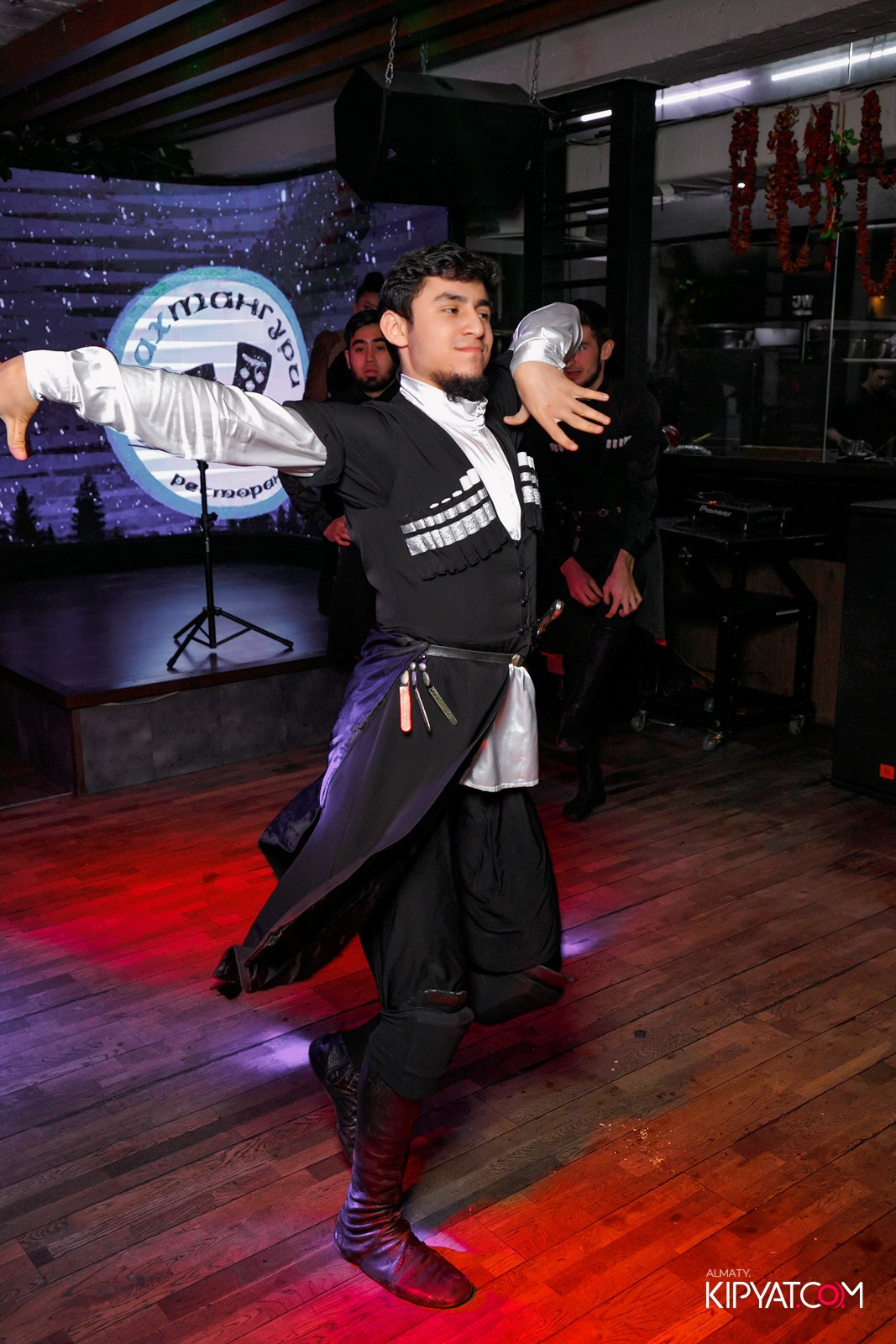 ВАХТАНГУРИ. КИПЯТКОМ АЛМАТЫ!