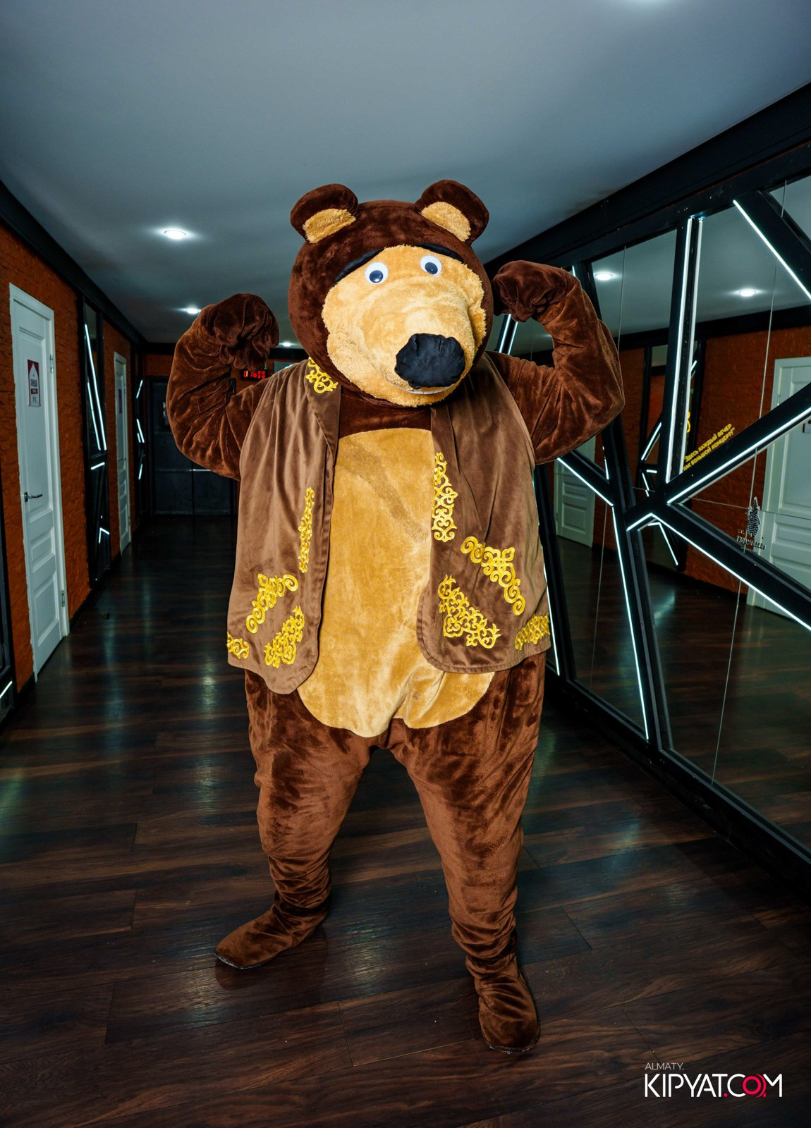 УХО И МЕДВЕДЬ НА САИНА. КИПЯТКОМ АЛМАТЫ!