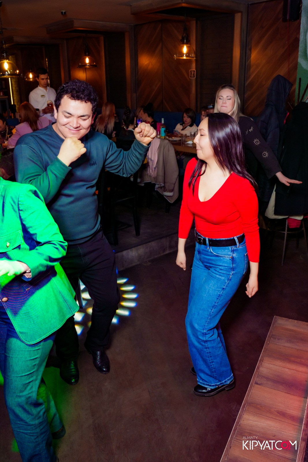 ПИНТА НА ДОСТЫК. КИПЯТКОМ АЛМАТЫ!