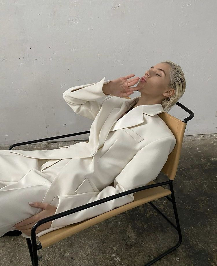 АЛЁНА. Вера Шевченко создаю фотографии