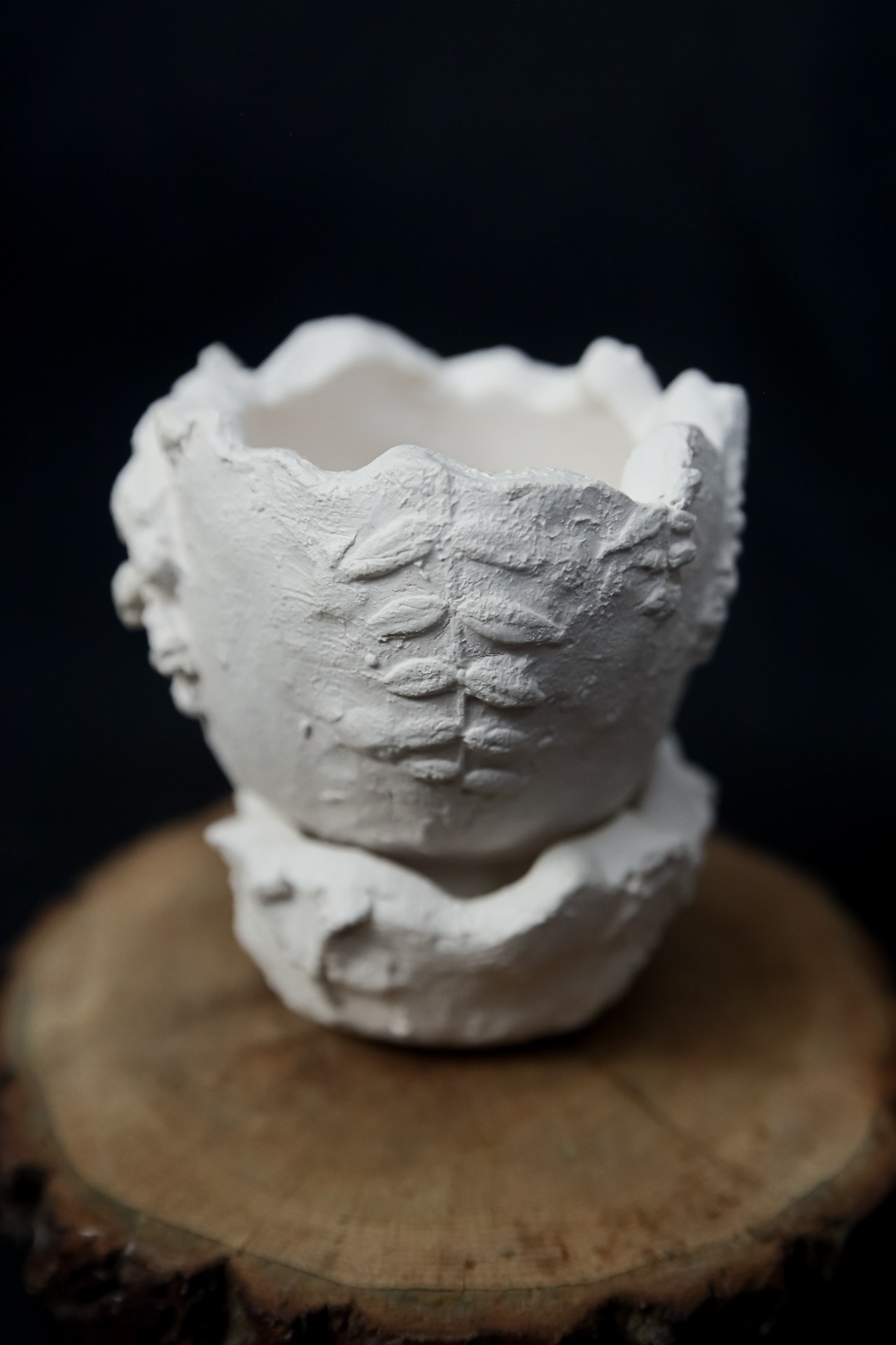 Горшок Яйцо с рельефом трав 900 р. Катя Цвет