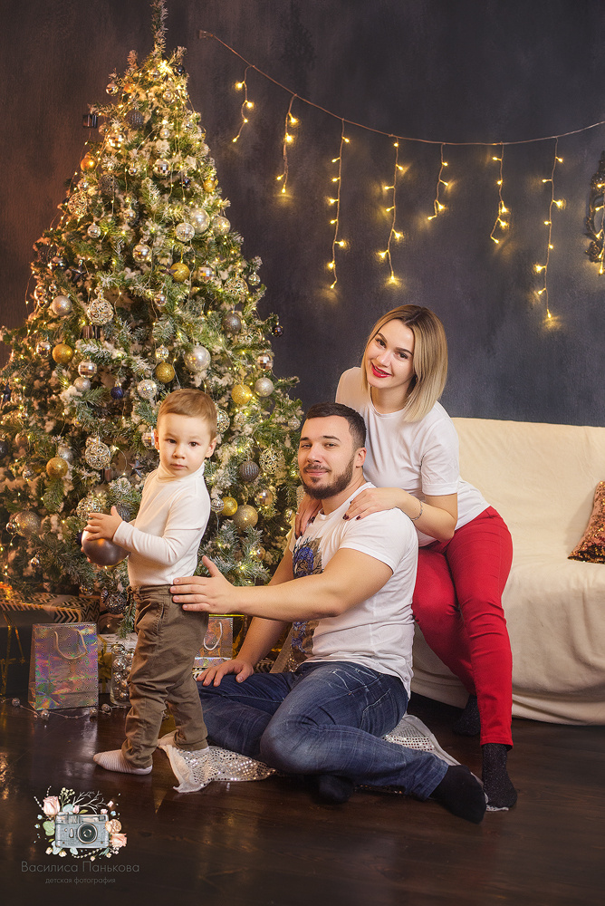 Новогодние фотосессии 2019-2020. Фотограф новорожденных Василиса Панькова