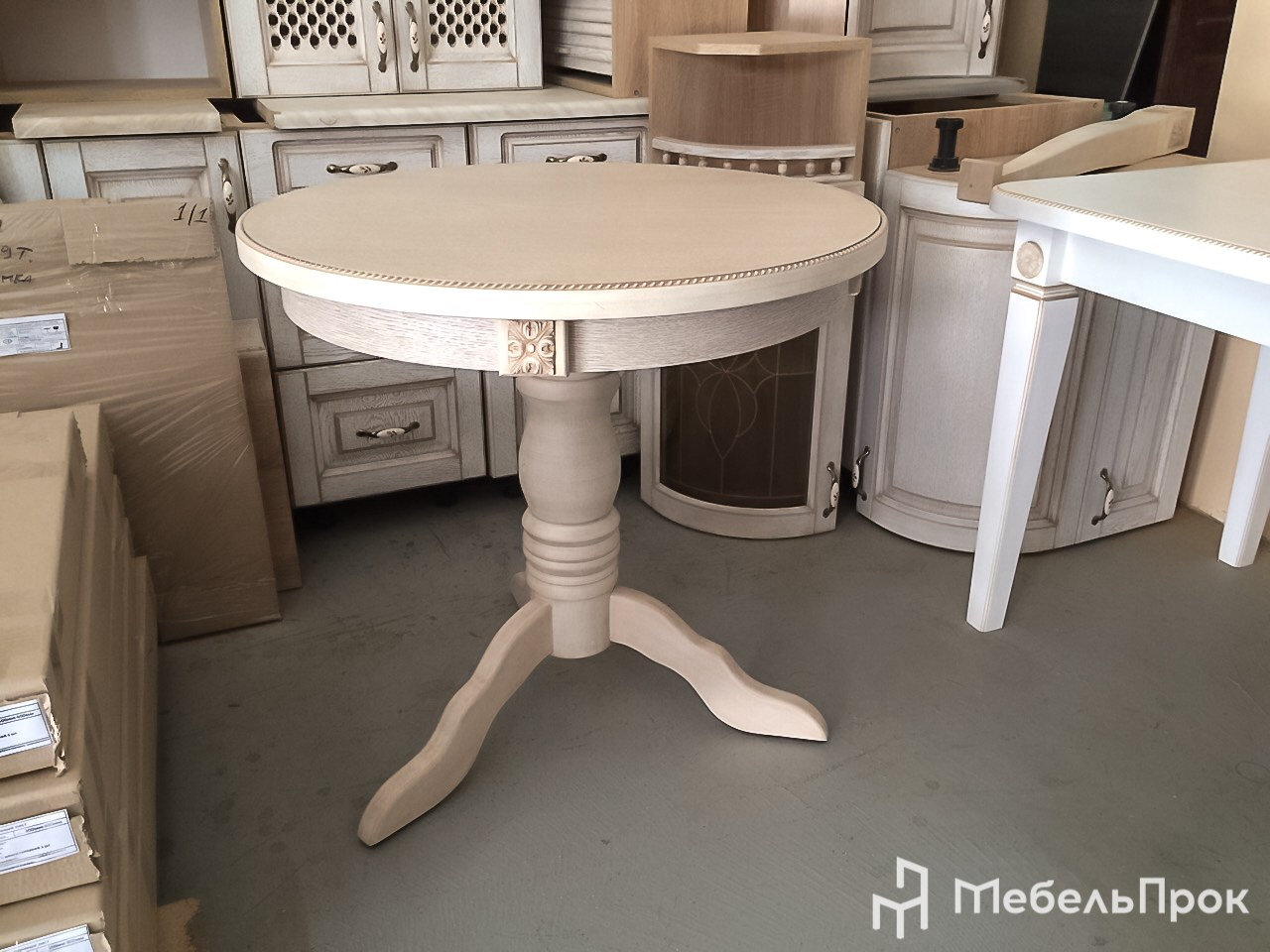 Обеденные столы и барные стойки. Главная