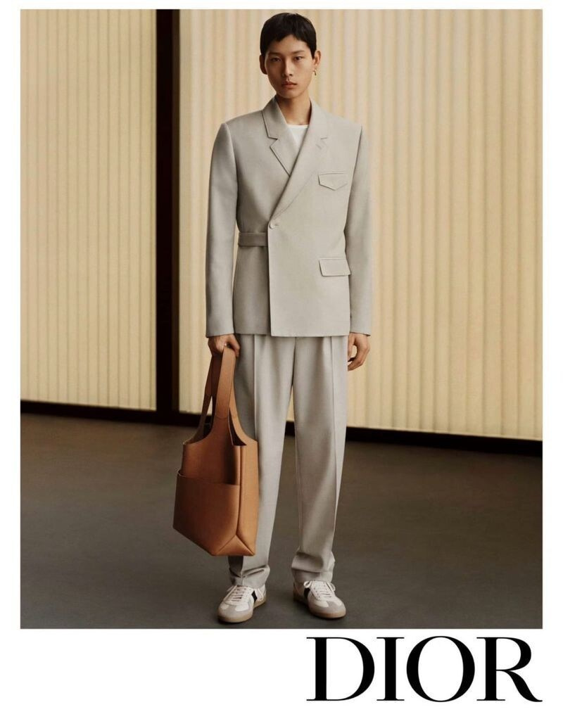 Что такое лукбук. Лукбук Dior Fall 2025 Collection