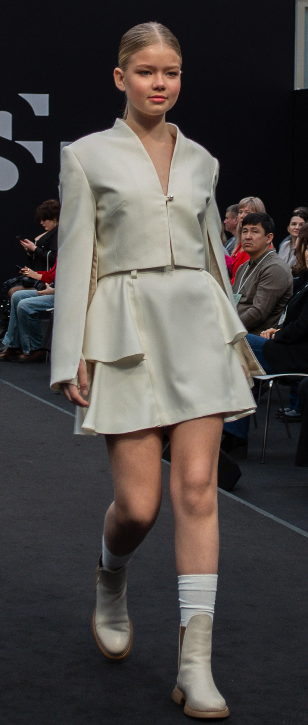 Fashion Style Russia -Детский показ. Victoria Radjevna Репортажный Фотограф — Видеограф Москва • Санкт-Петербург