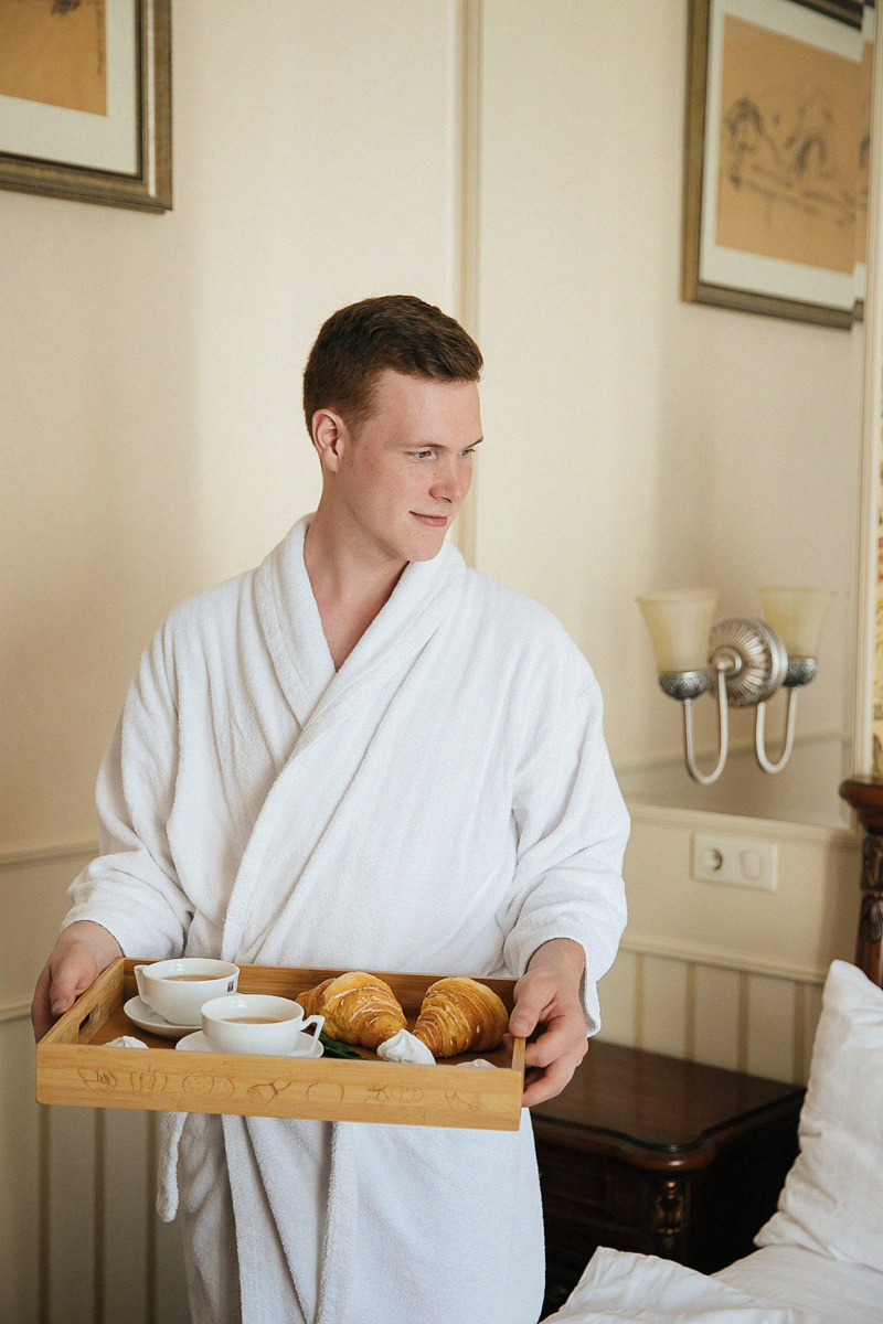 АРХИВ Александра и Павел: Отель ГРАДА, прогулка у Большоего Театра. Свадебный фотограф Москва