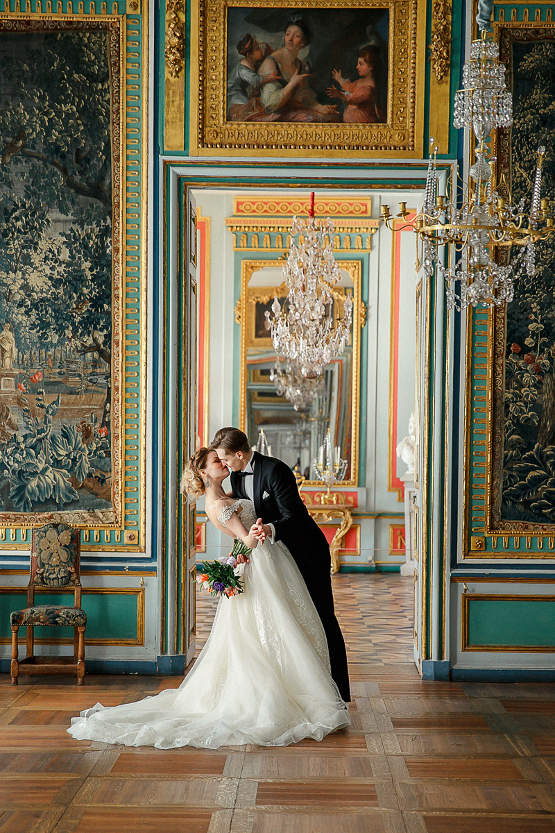 Катерина и Роман в усадьбе Кусково. Свадебный фотограф Москва