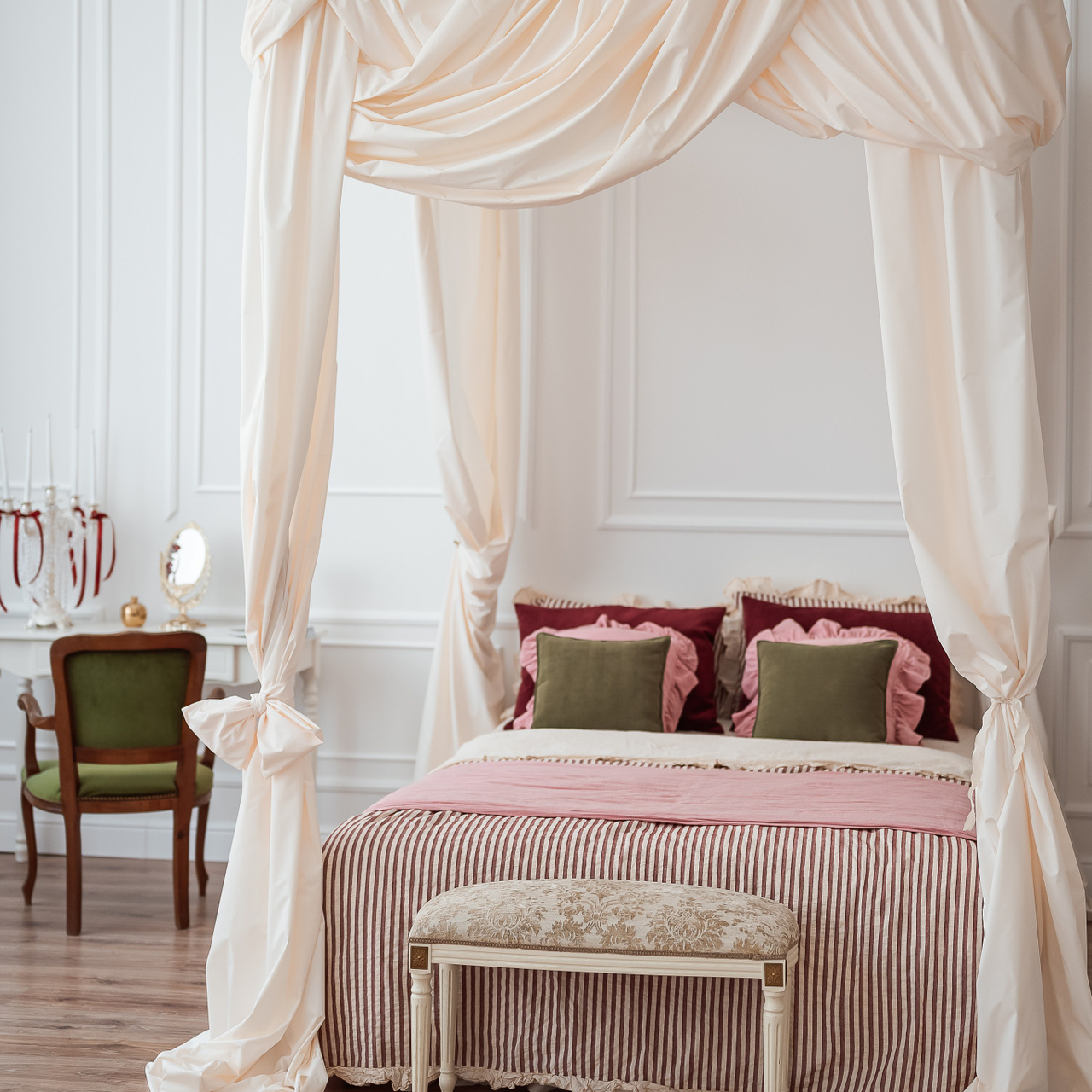 Фотостудия Persona. Понравилась студия? Напишите — организую съёмку именно здесь. Фотограф в Минске Людмила Дутко