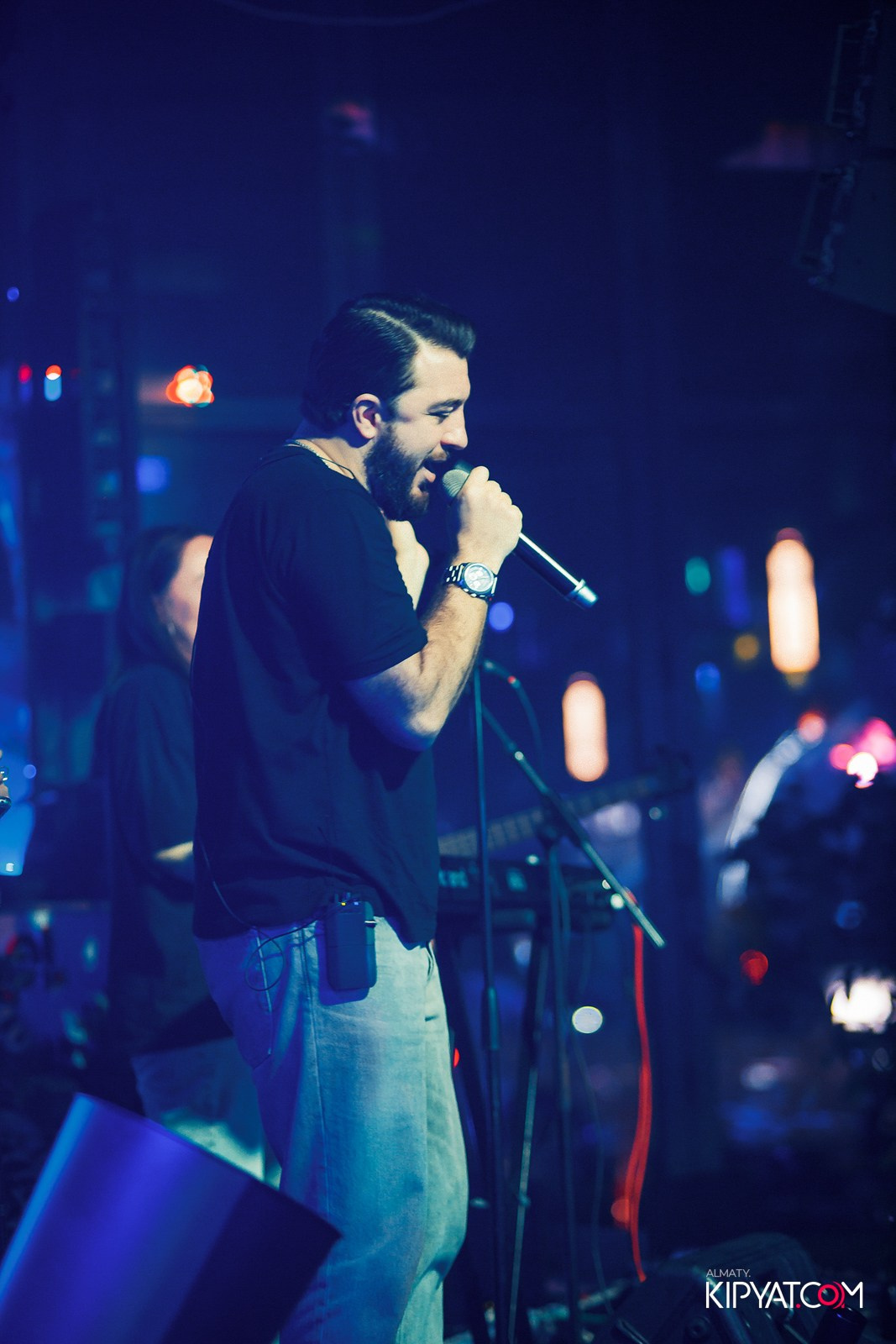 FRIENDS BAR & TERRACE. КИПЯТКОМ АЛМАТЫ!