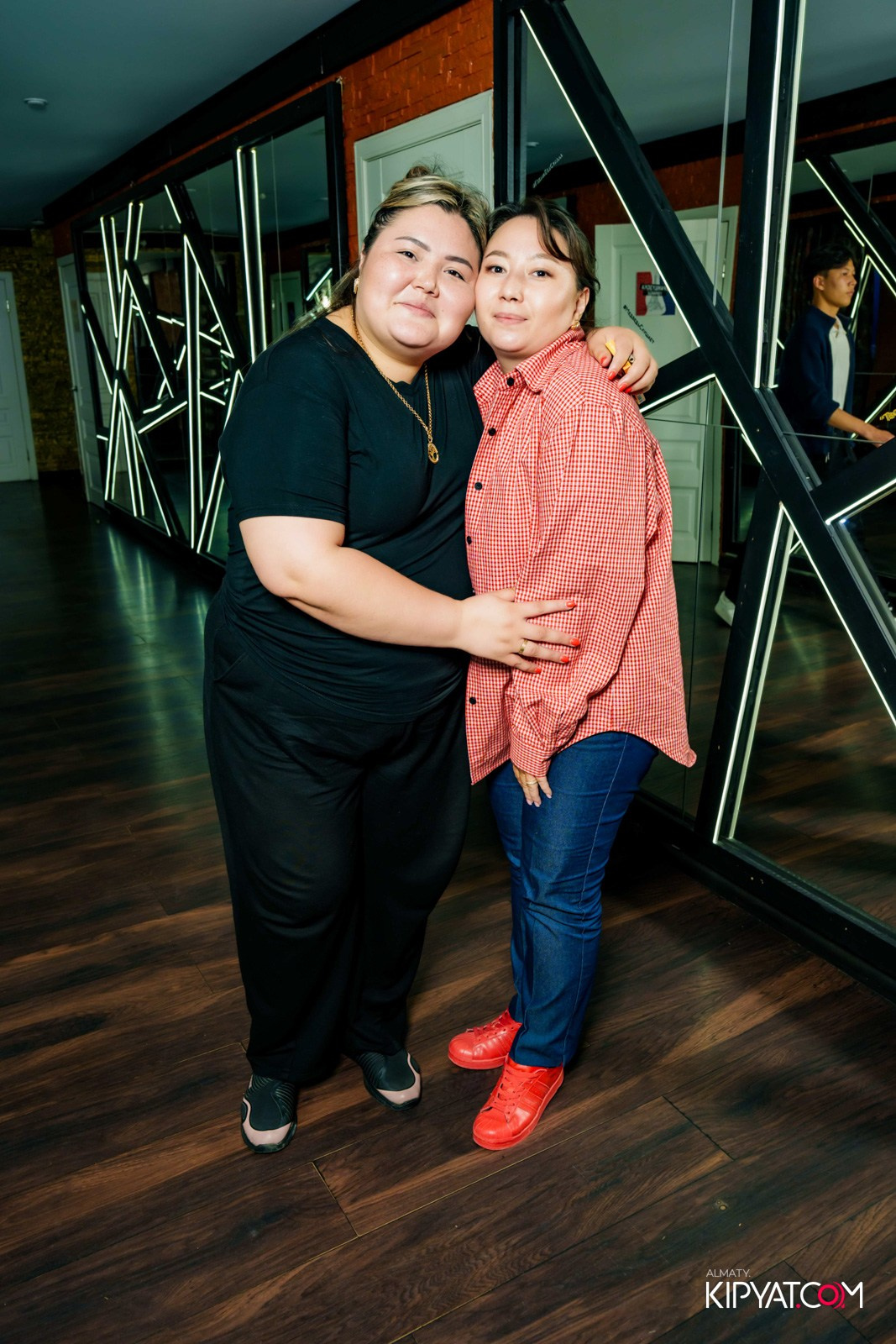 УХО И МЕДВЕДЬ НА САИНА. КИПЯТКОМ АЛМАТЫ!