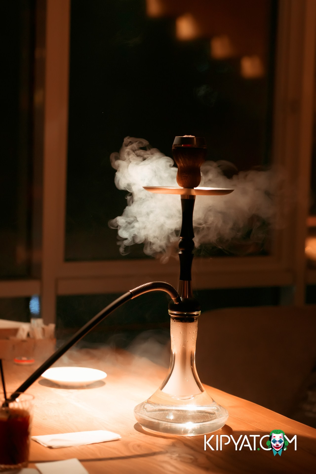 TO HE MOON LOUNGE & HOOKAN. КИПЯТКОМ АЛМАТЫ!