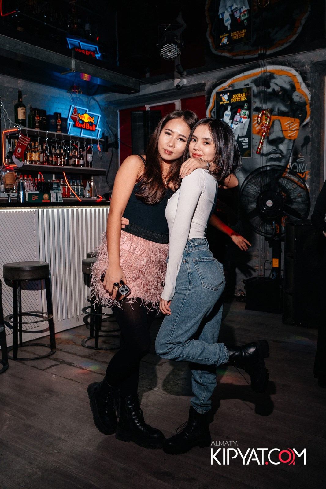 PICASSO BAR. КИПЯТКОМ АЛМАТЫ!