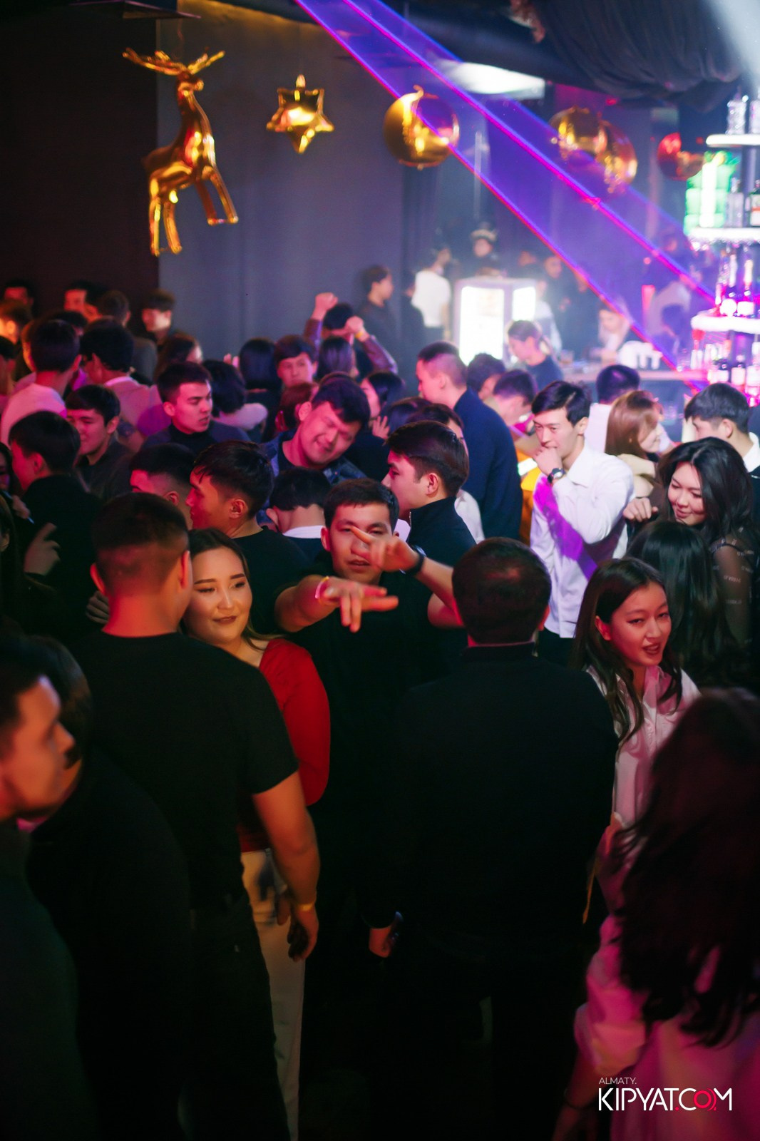 UYAT EMES BAR. КИПЯТКОМ АЛМАТЫ!